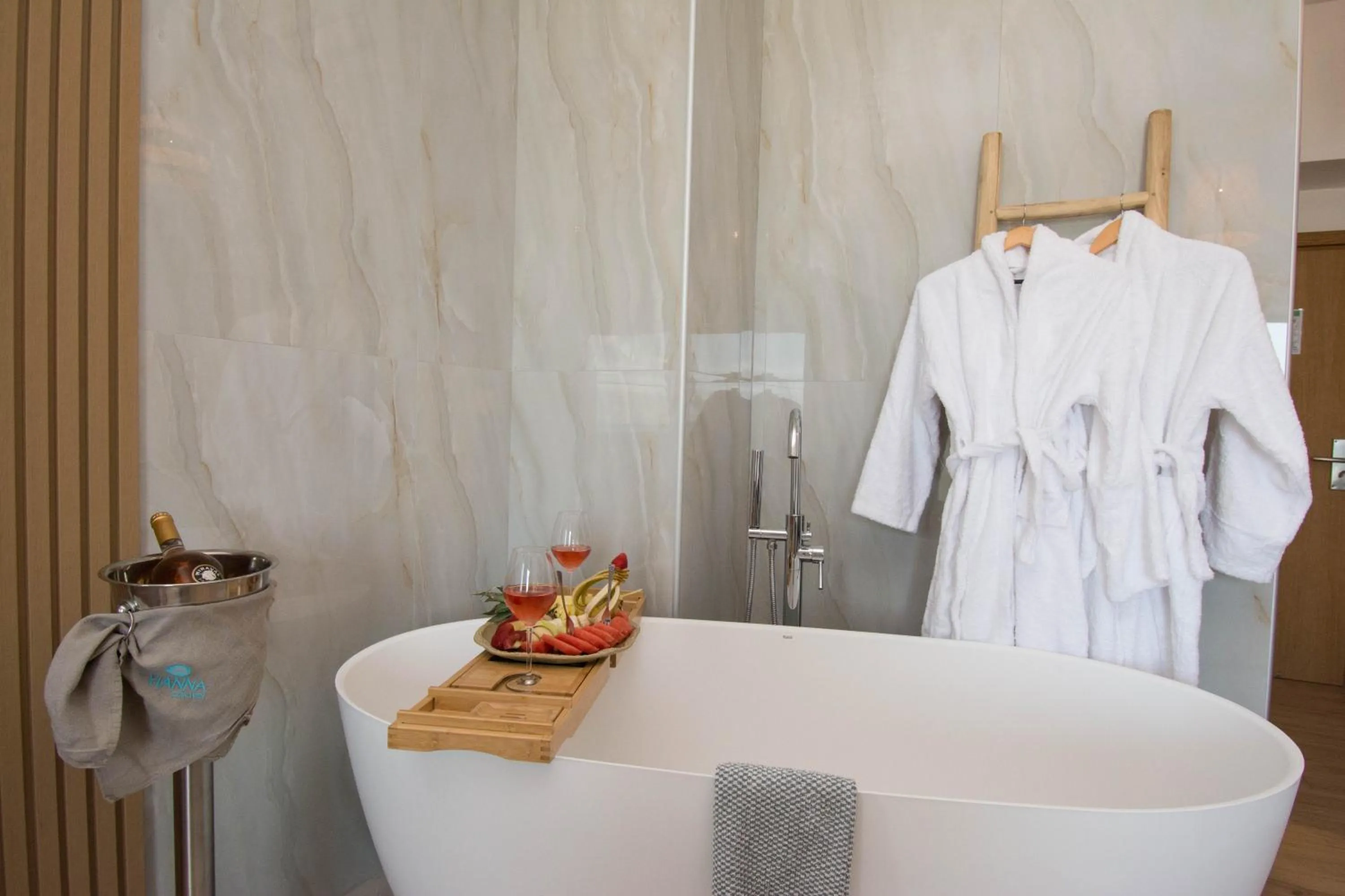 Bath in Yianna Caravel Suites "by Checkin" adults only