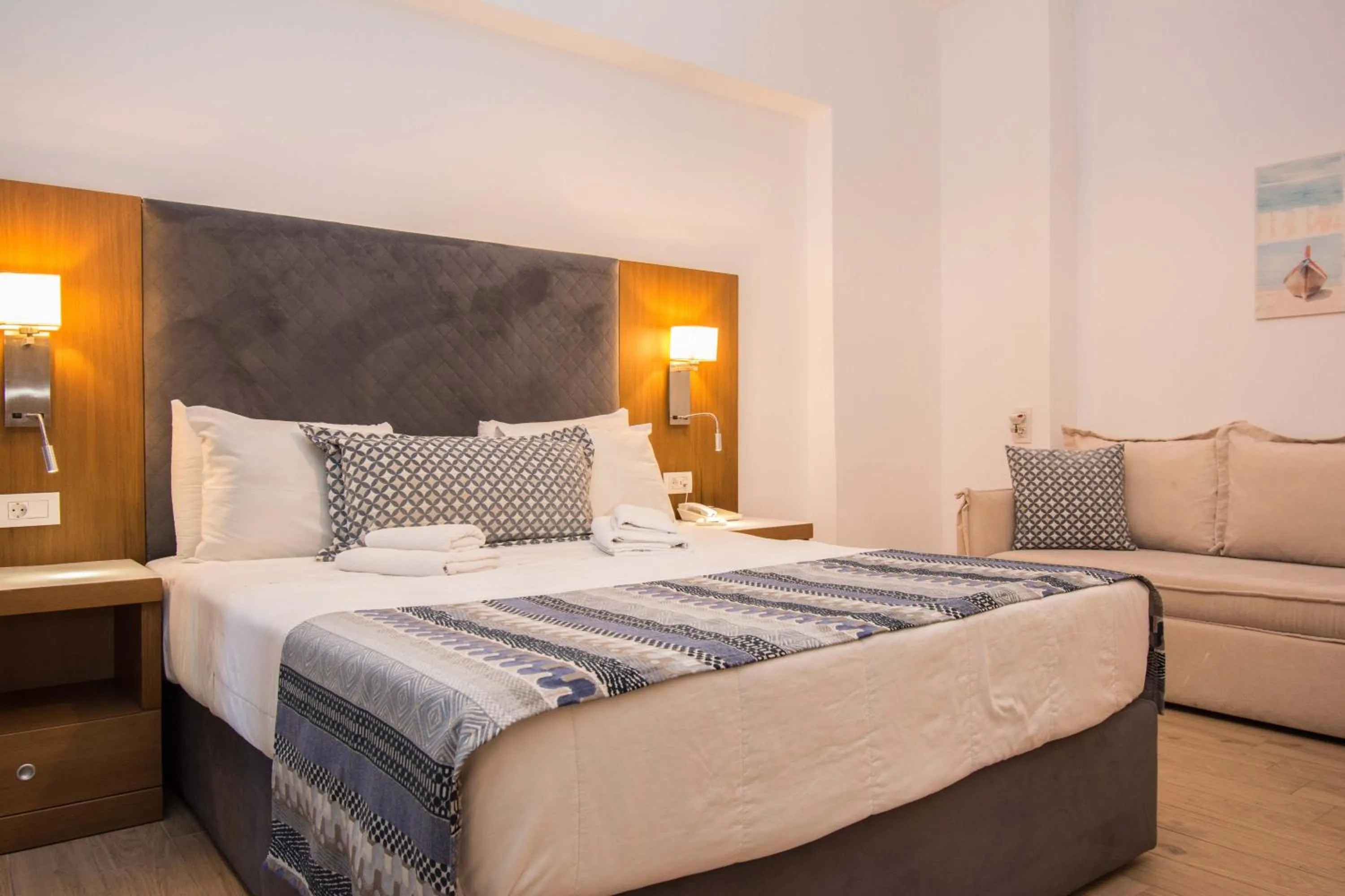 Photo of the whole room, Bed in Yianna Caravel Suites "by Checkin" adults only