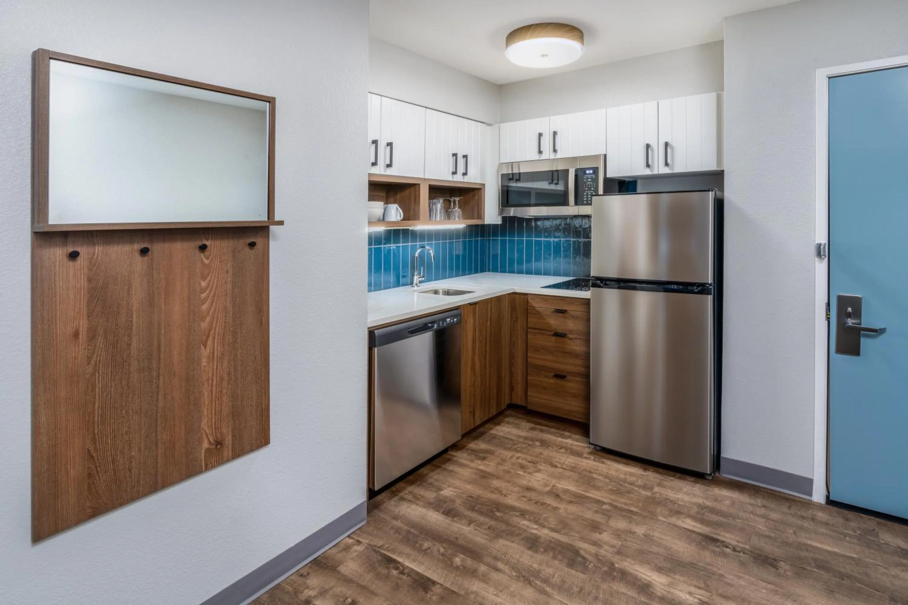 Kitchen or kitchenette in Staybridge Suites Denver - Cherry Creek by IHG