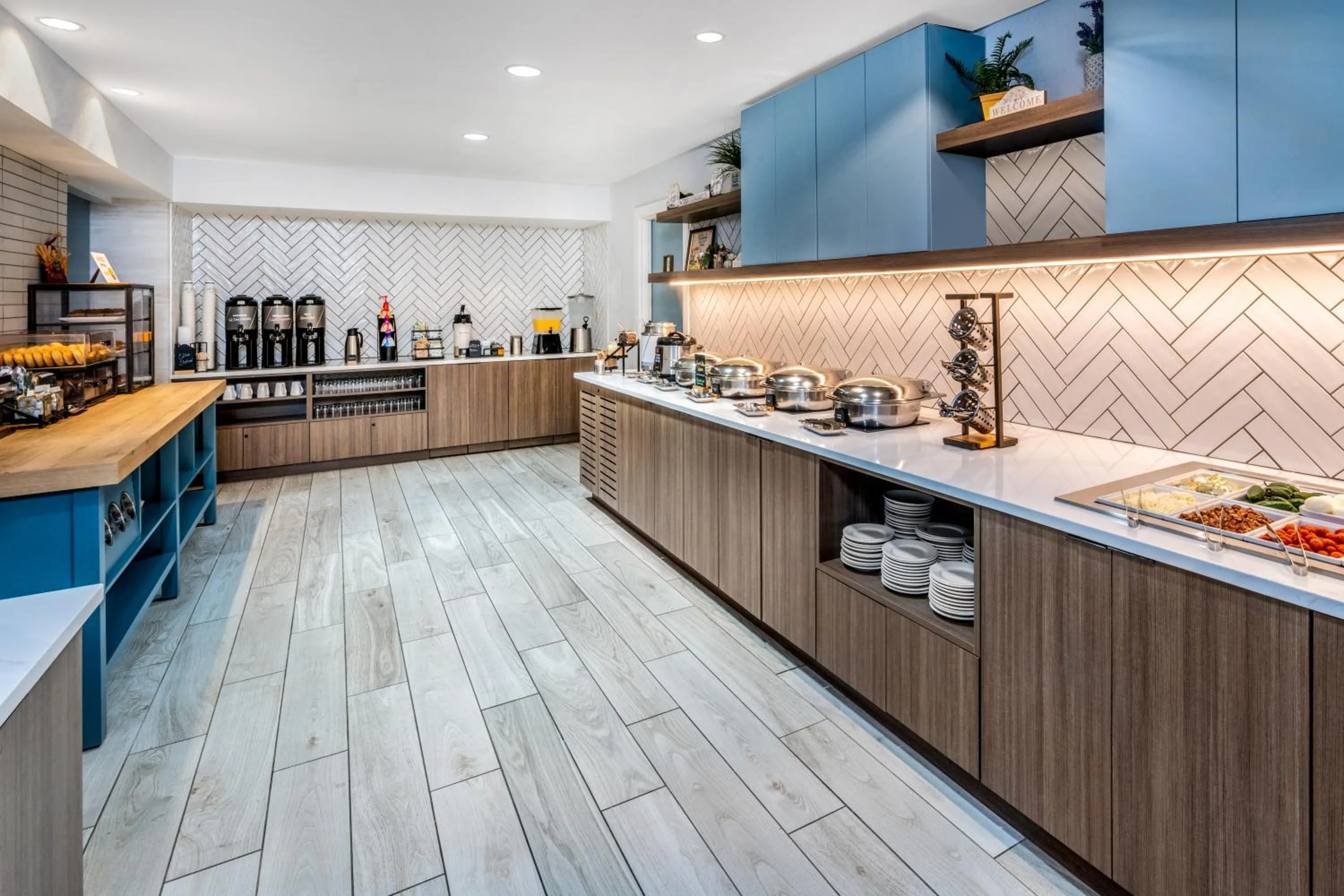 Breakfast in Staybridge Suites Denver - Cherry Creek by IHG