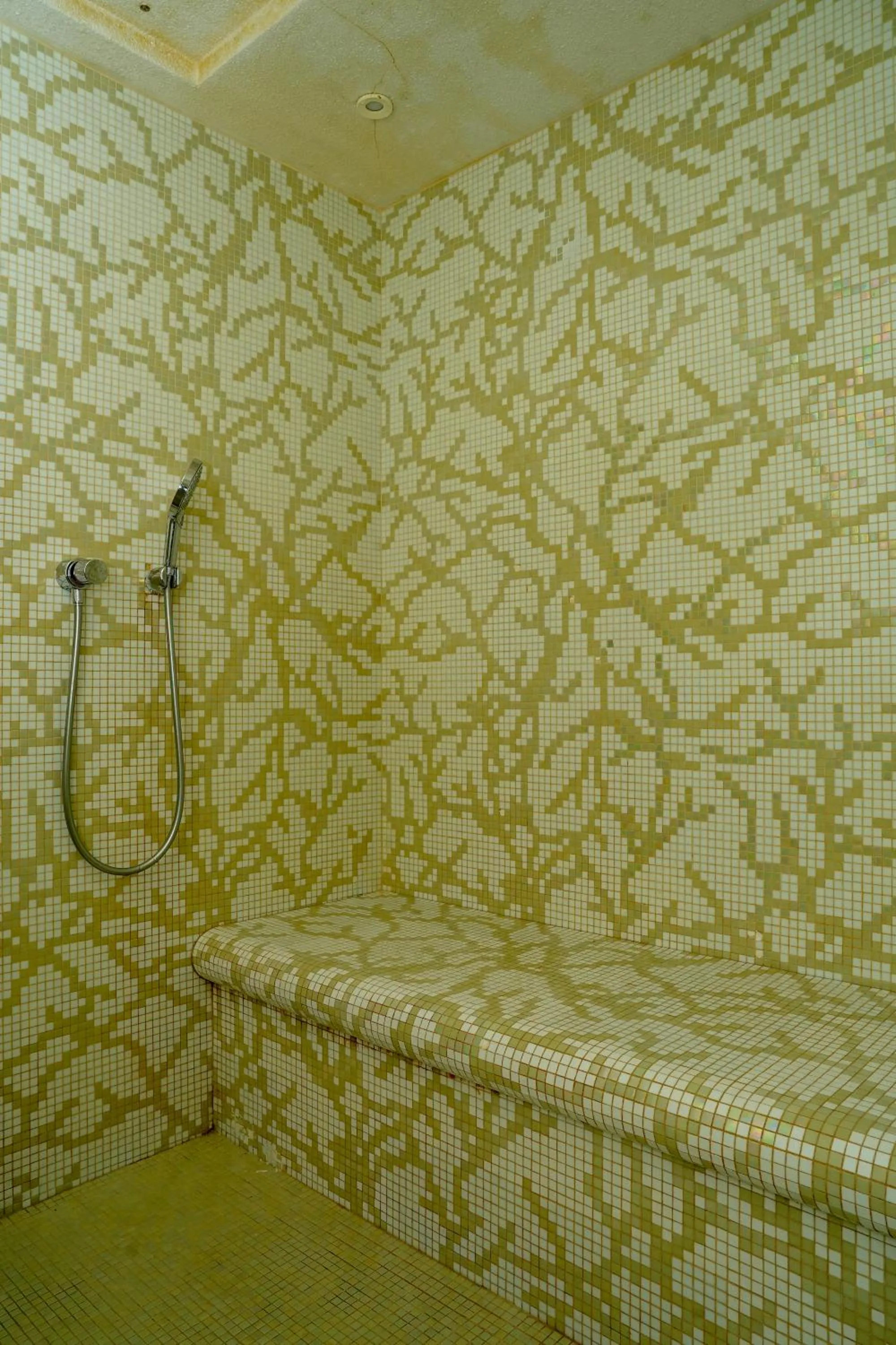 Spa and wellness centre/facilities in Sheraton Oman Hotel