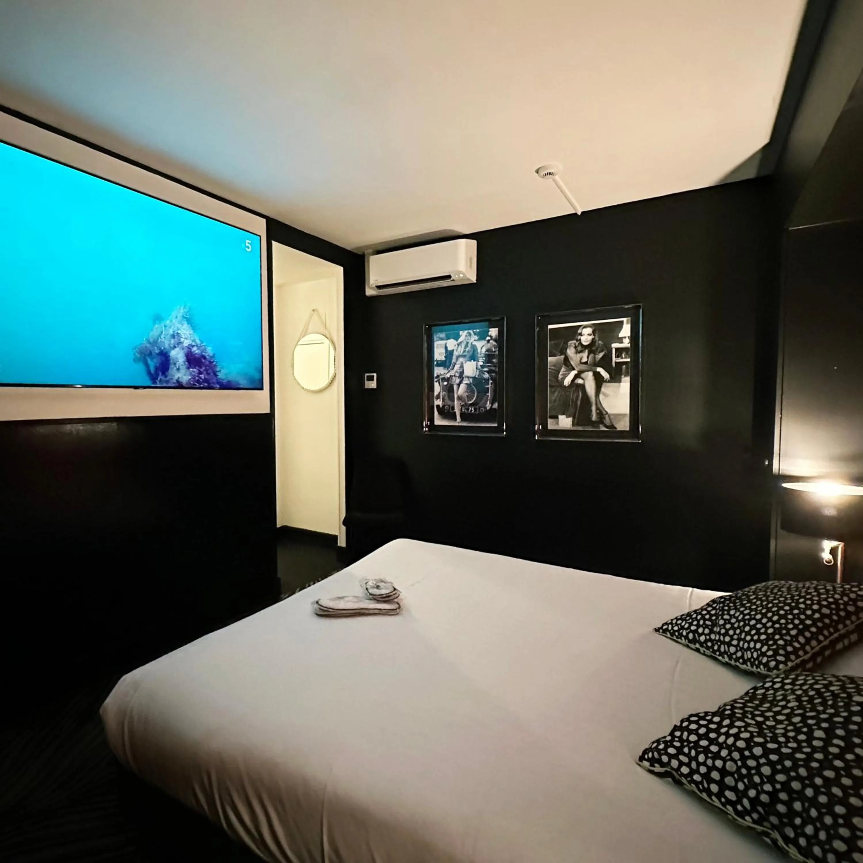 Bed in Domaine De La Corniche