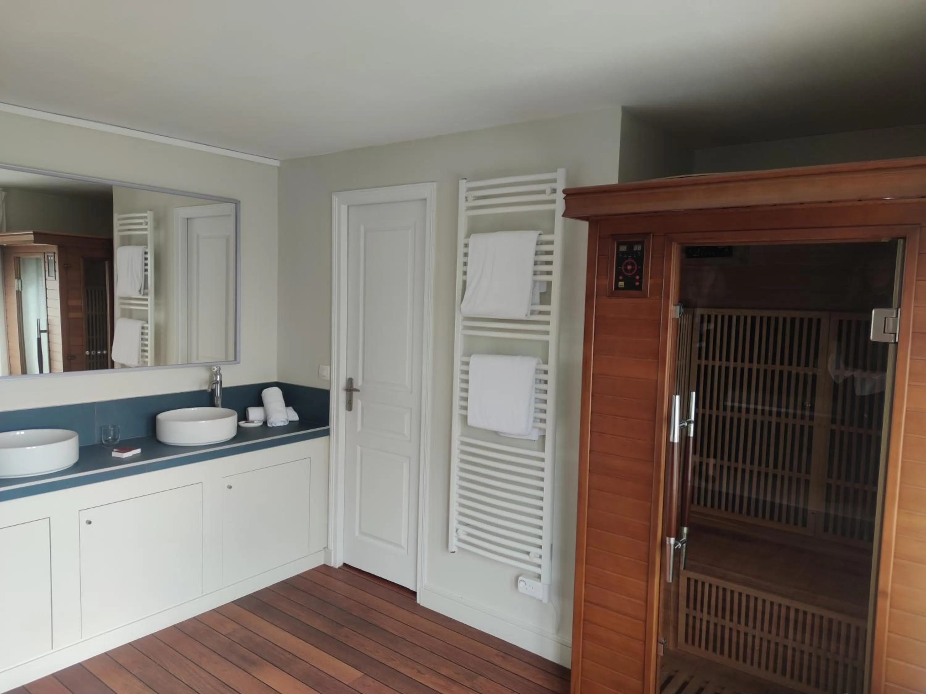 Sauna in Domaine De La Corniche