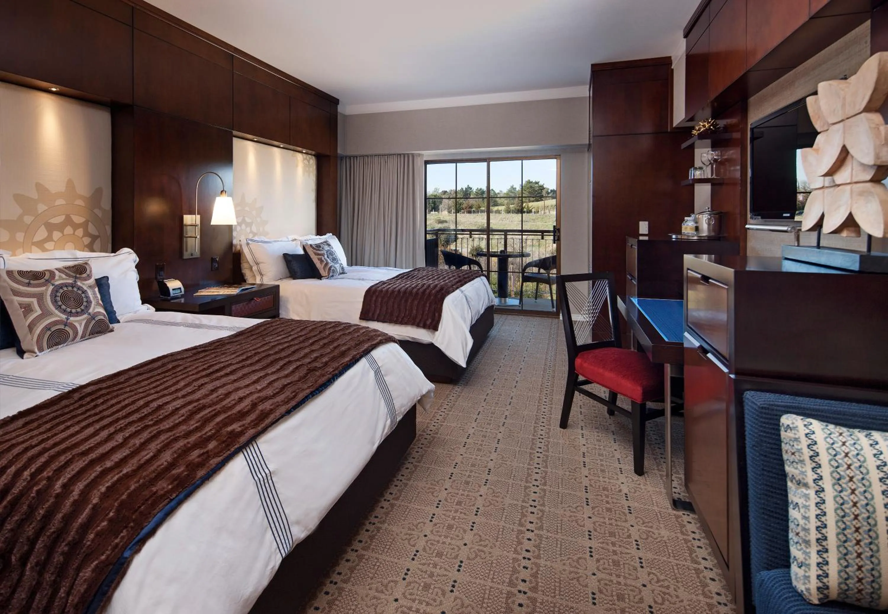Photo of the whole room, Bed in Chumash Casino Resort