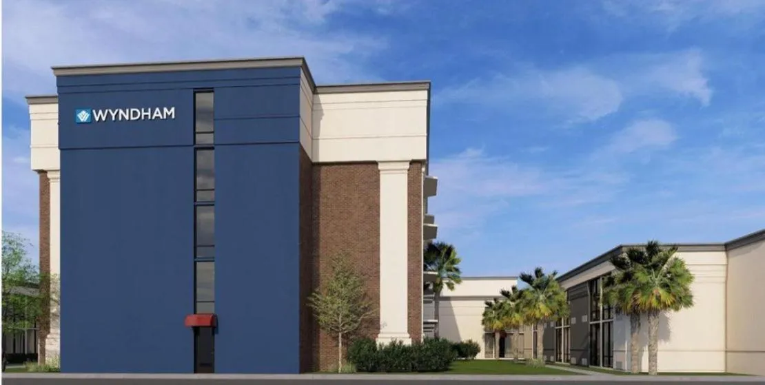 Property building in Wyndham New Orleans Airport & Conference Center