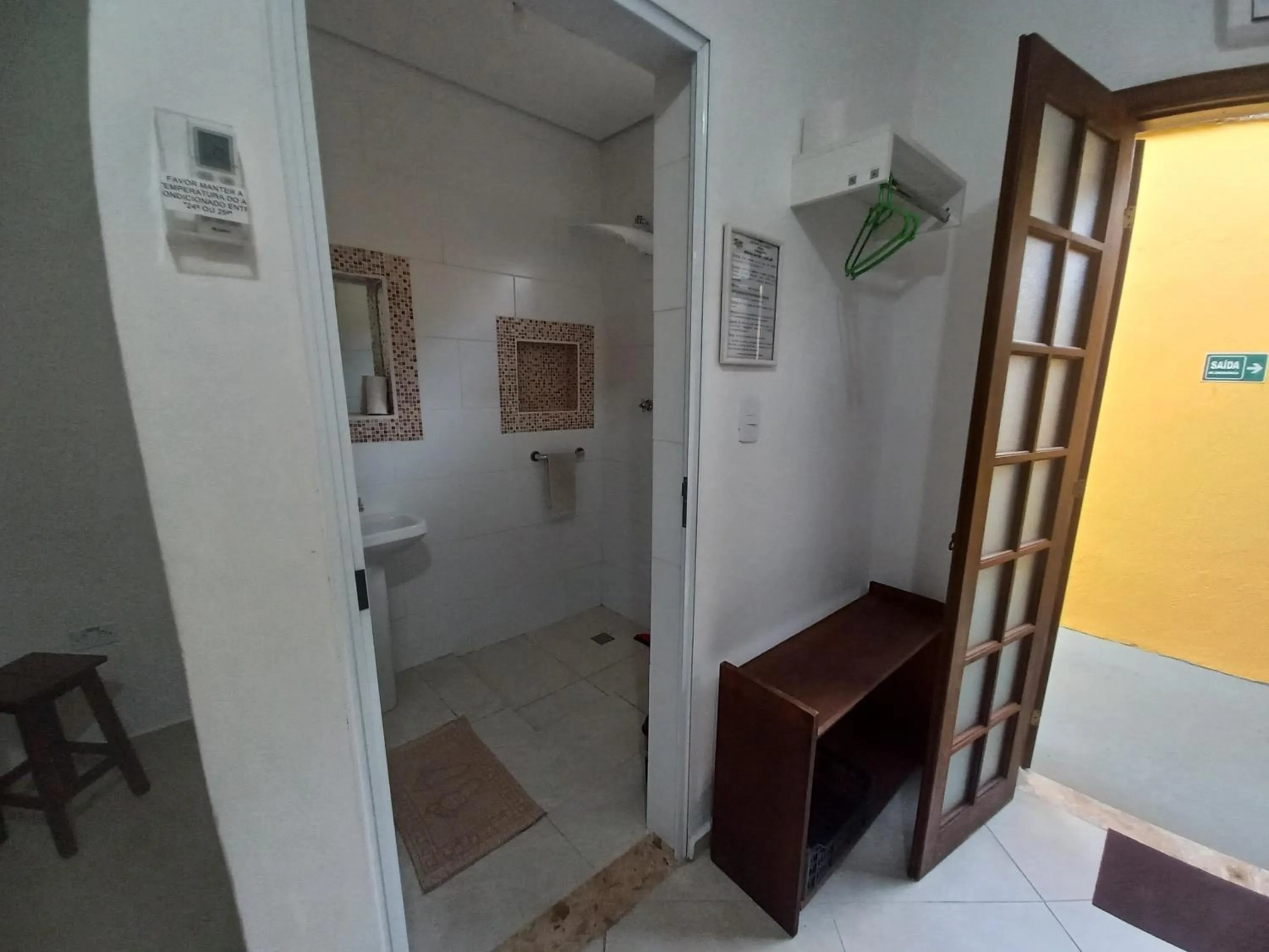 Bathroom in Suítes Cantinho do Sossego Ubatuba