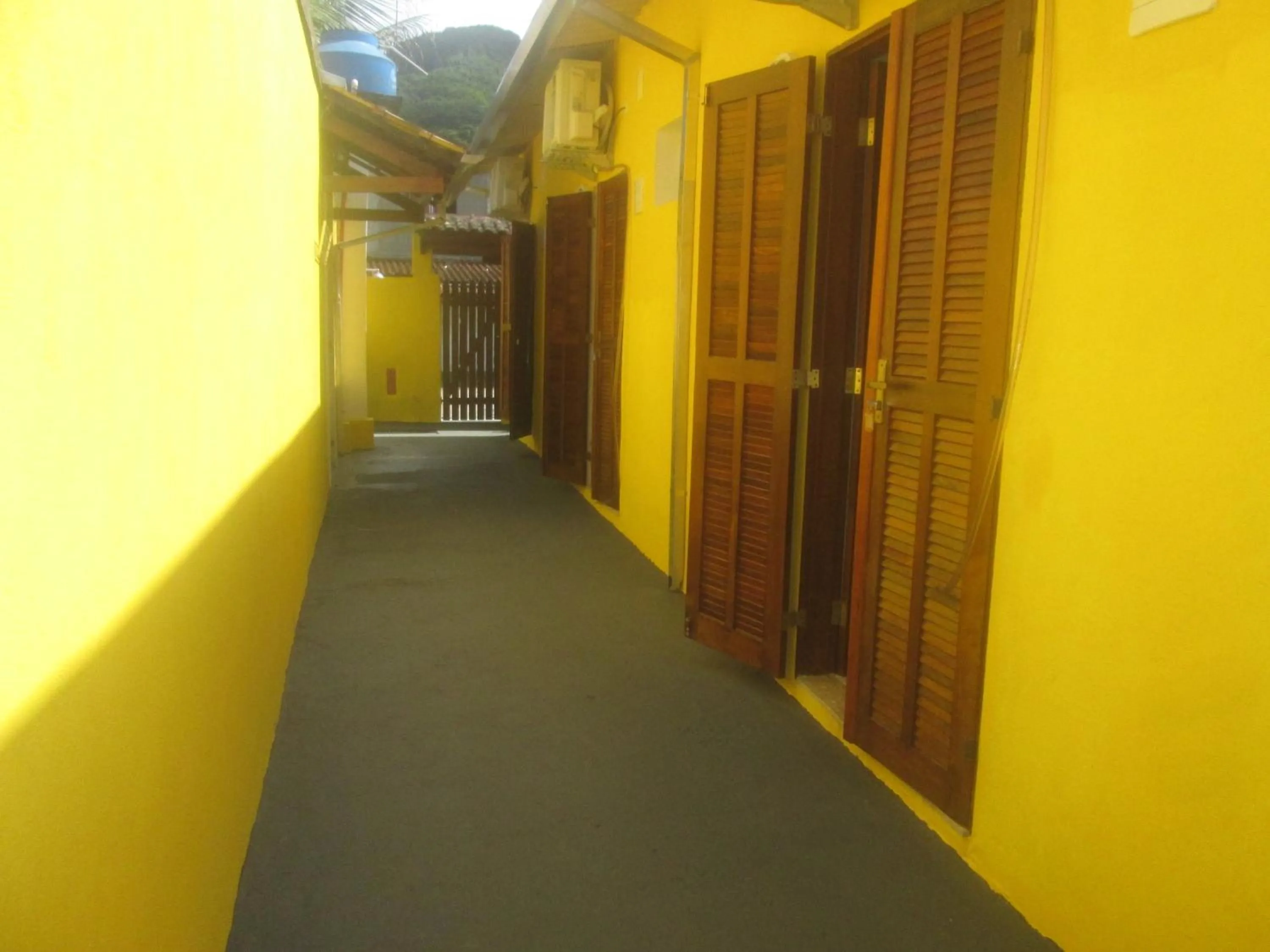 Facade/entrance in Suítes Cantinho do Sossego Ubatuba