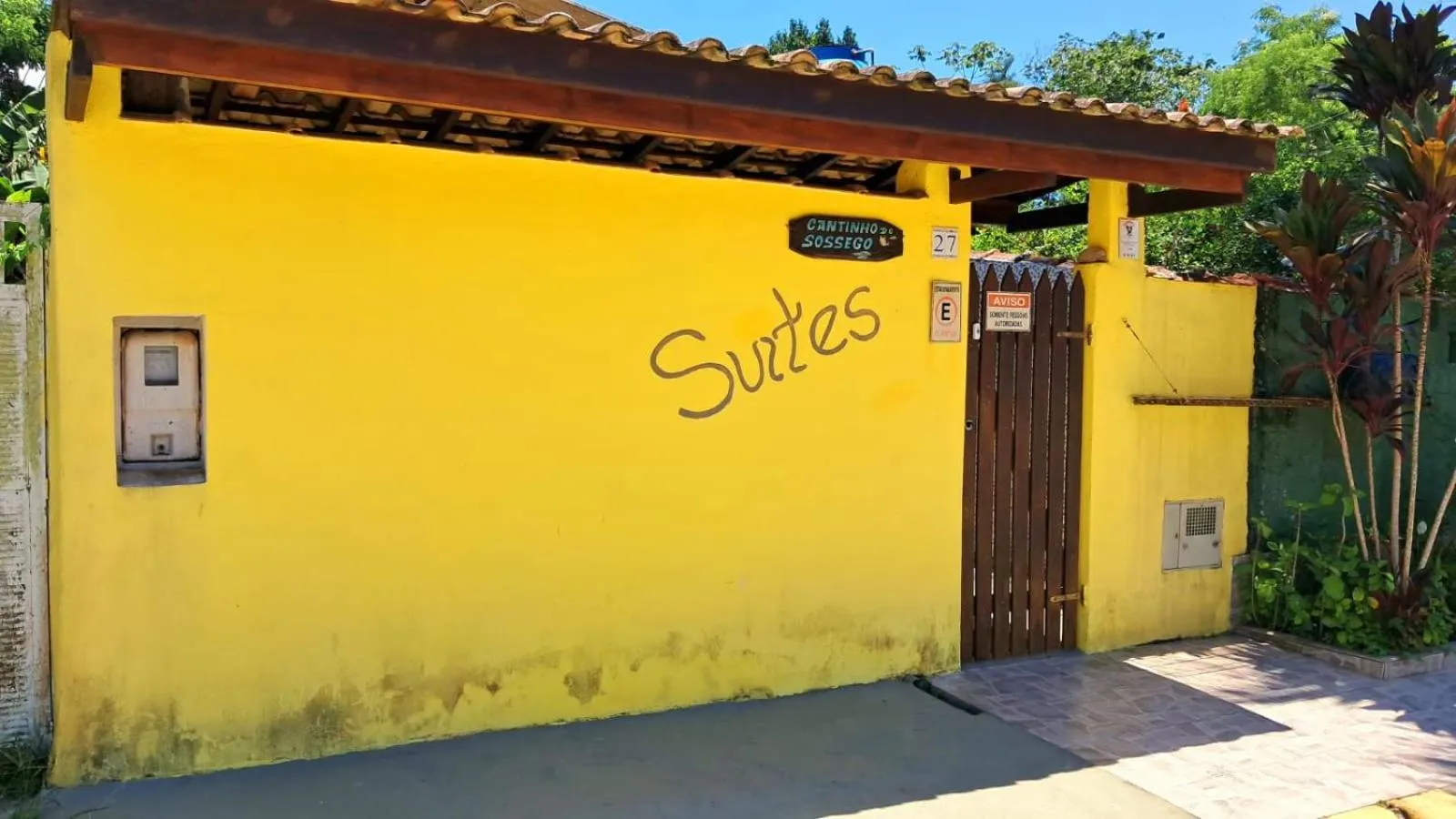 Facade/entrance in Suítes Cantinho do Sossego em Ubatuba