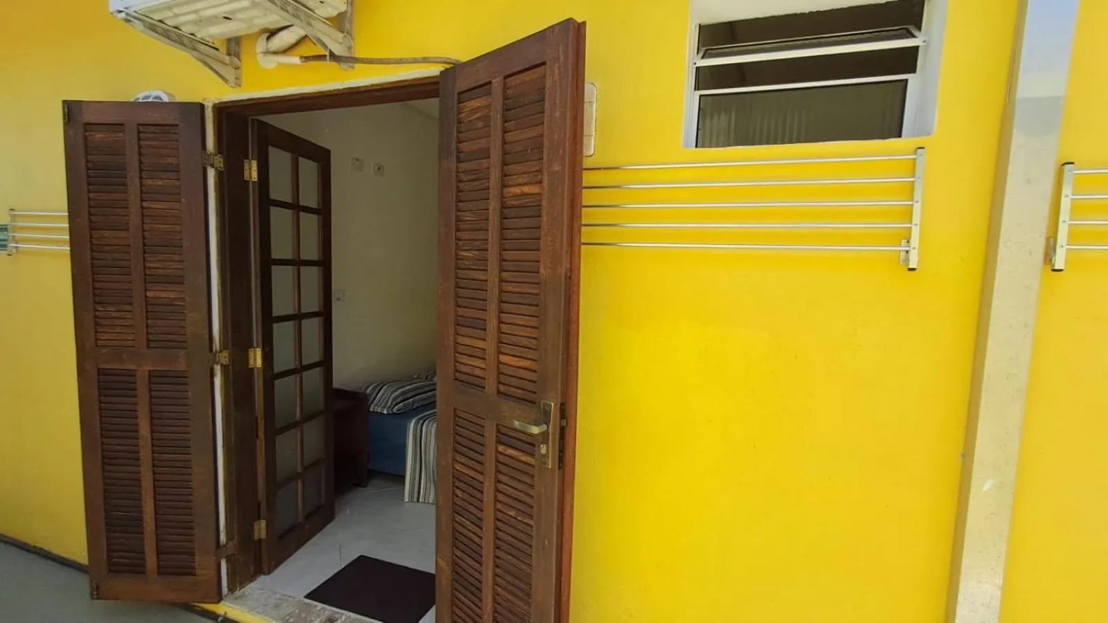 Photo of the whole room in Suítes Cantinho do Sossego Ubatuba