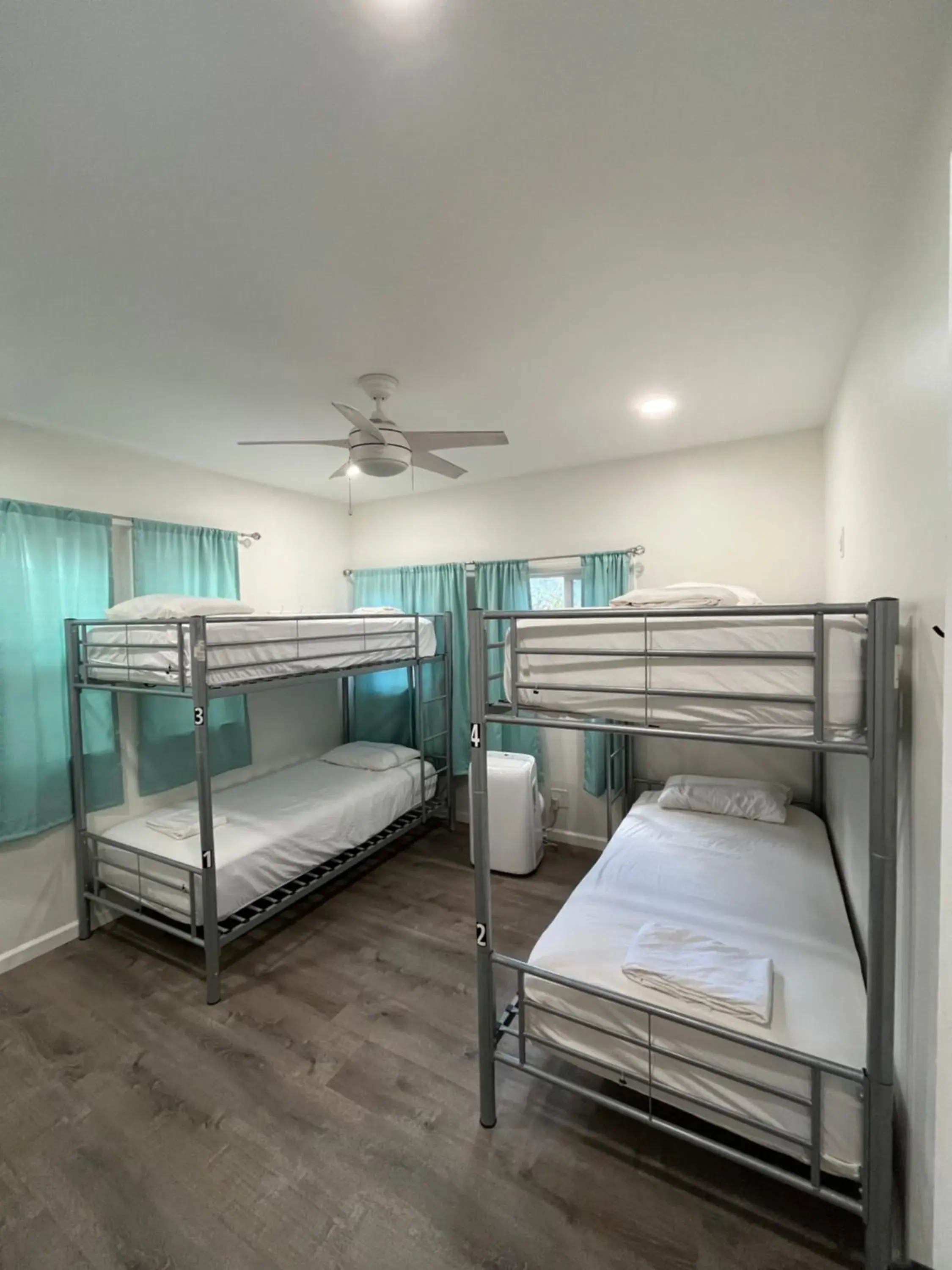 Bed in 4-Bed Female Dormitory Room in Howzit Hostels Bed in 4-Bed Female Dormitory Room in Howzit Hostels