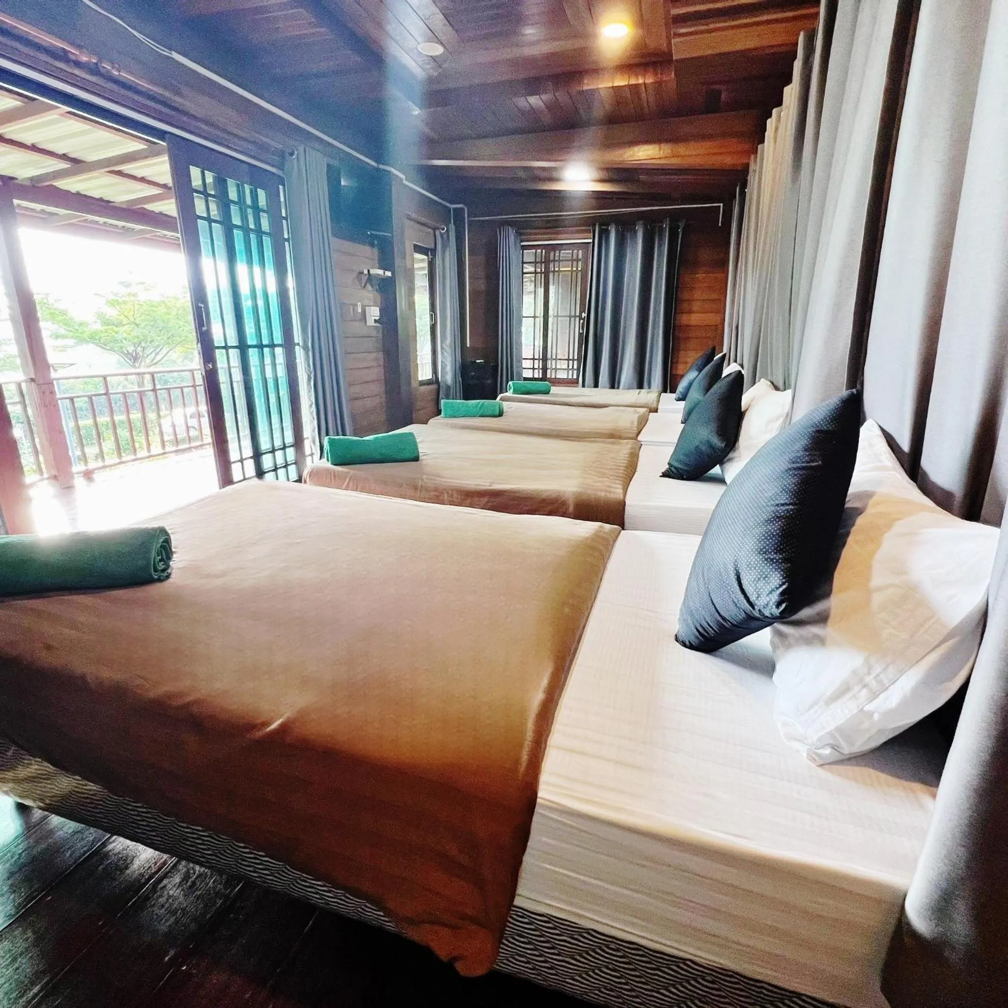 Bed in Maingern Maithong Resort