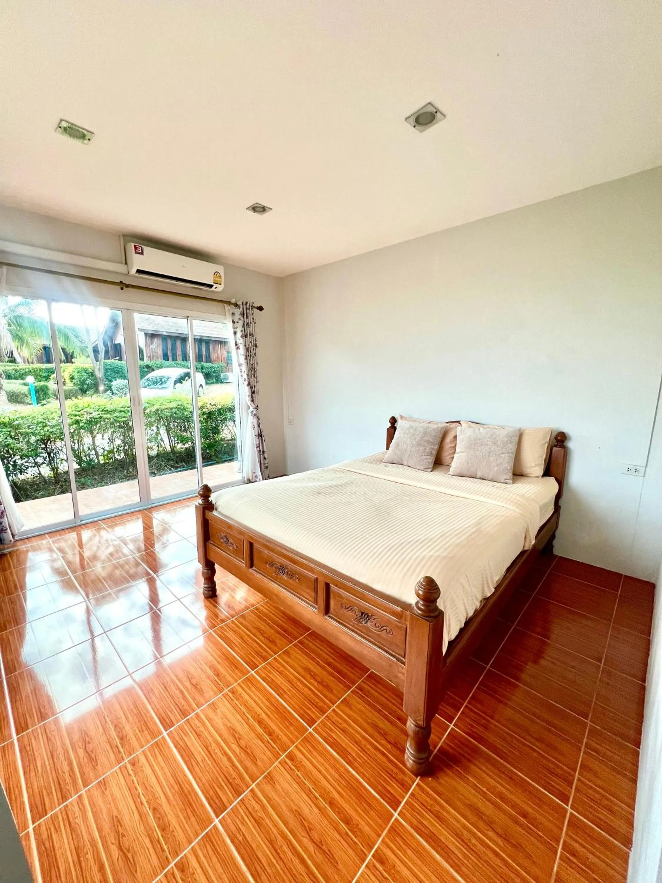 Bed in Maingern Maithong Resort