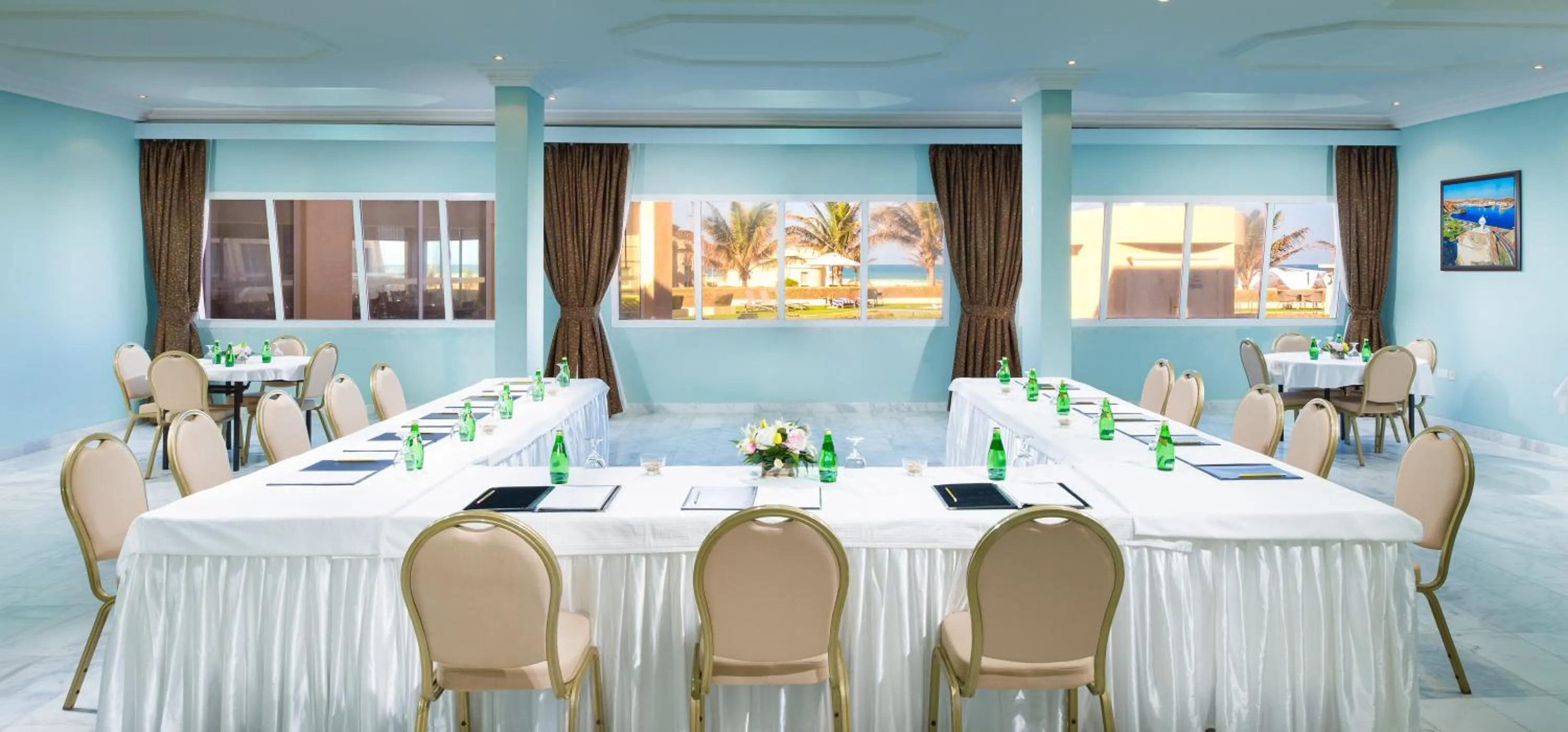 Business facilities in Masira Island Resort