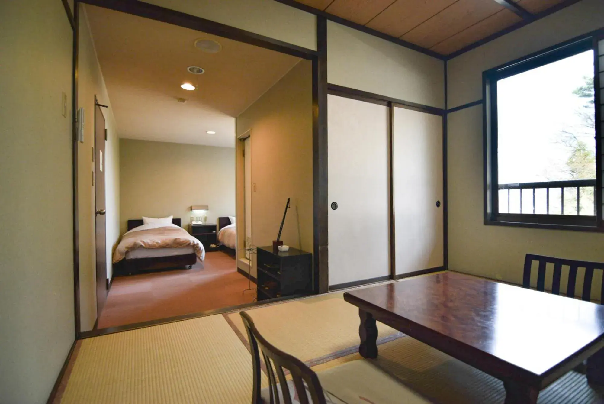 Twin Room with Tatami Area - single occupancy - Non-Smoking in Hotel Yamabuki Twin Room with Tatami Area - single occupancy - Non-Smoking in Hotel Yamabuki
