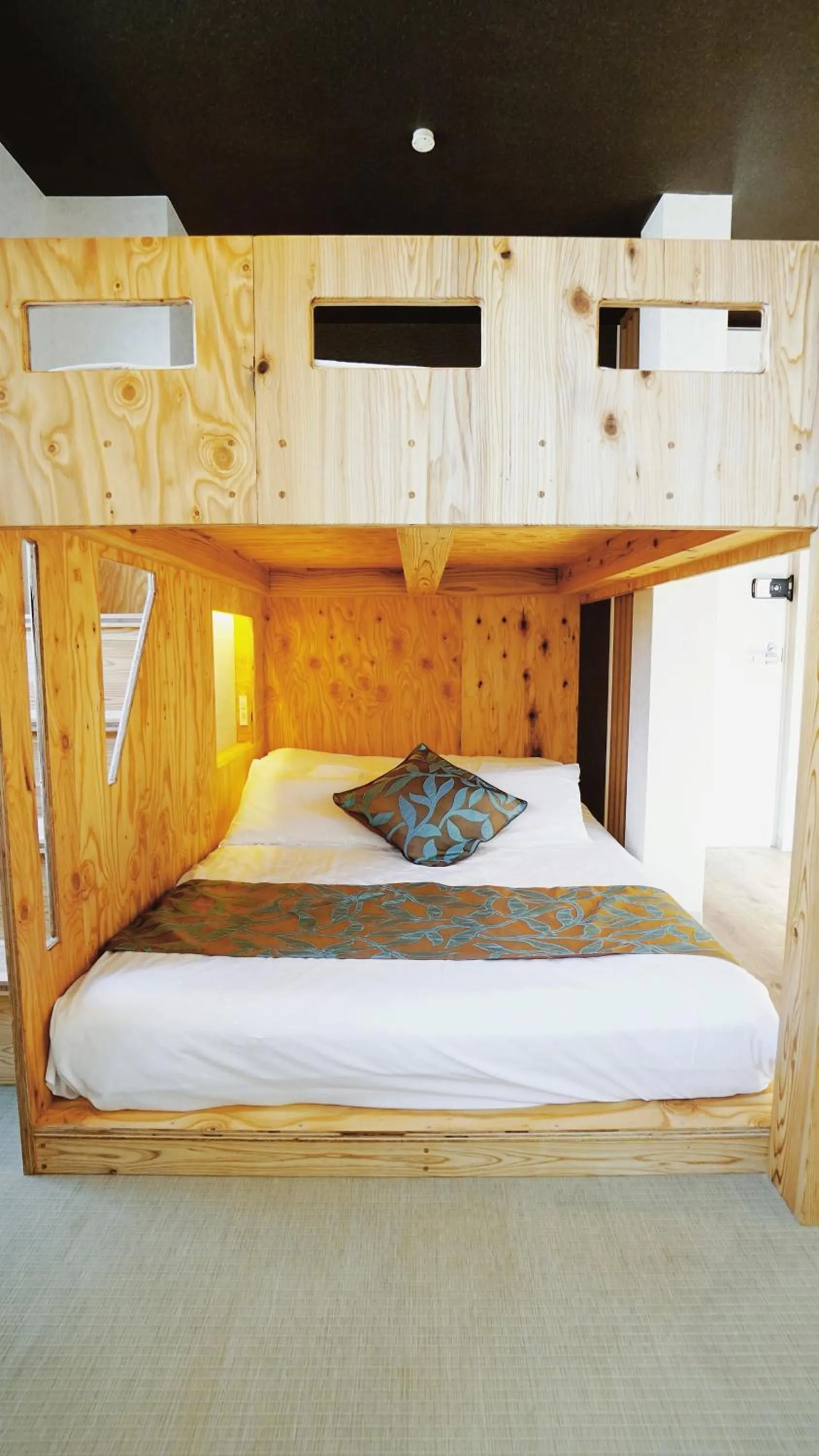 Bed in Poly Hostel Osaka