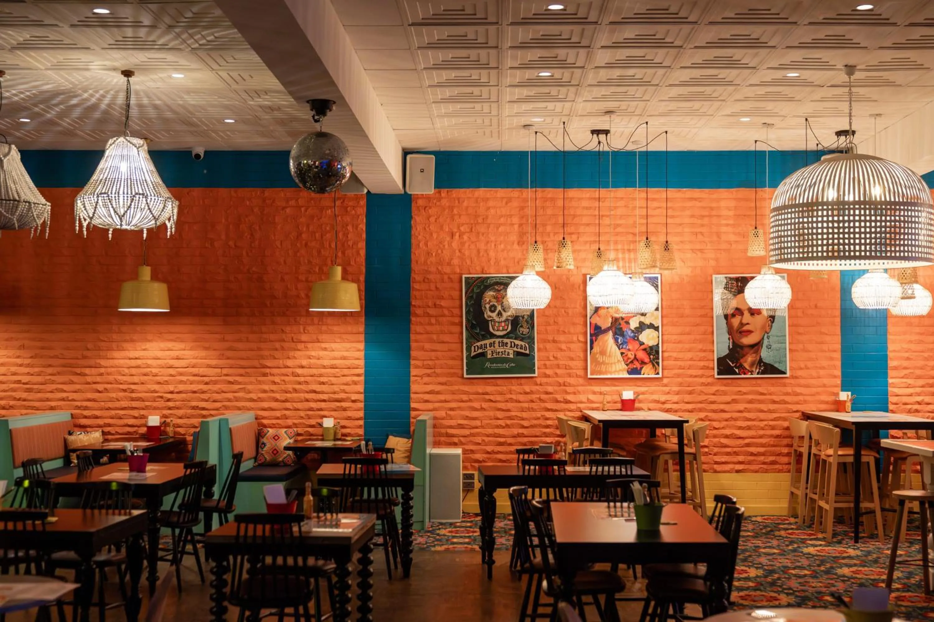 Dinner in El Toro Motel