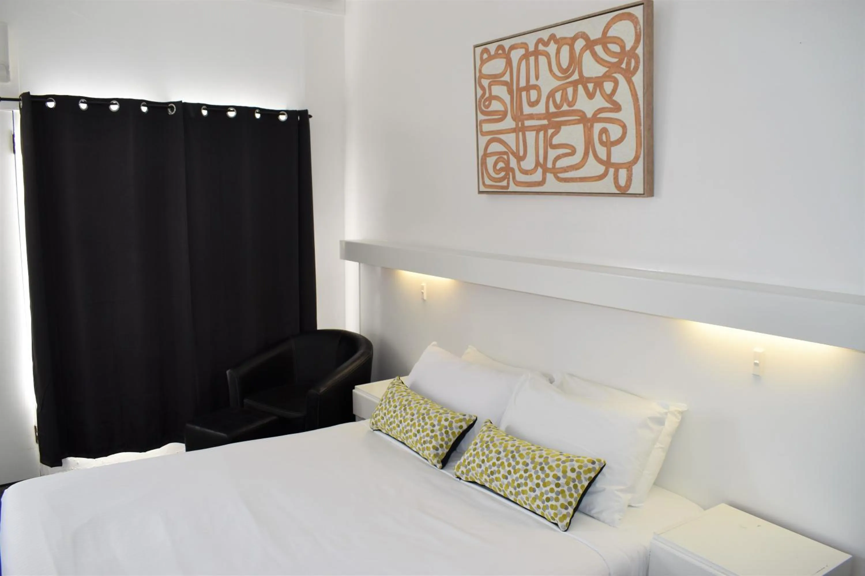 Bed in Ship Inn Motel Yarram