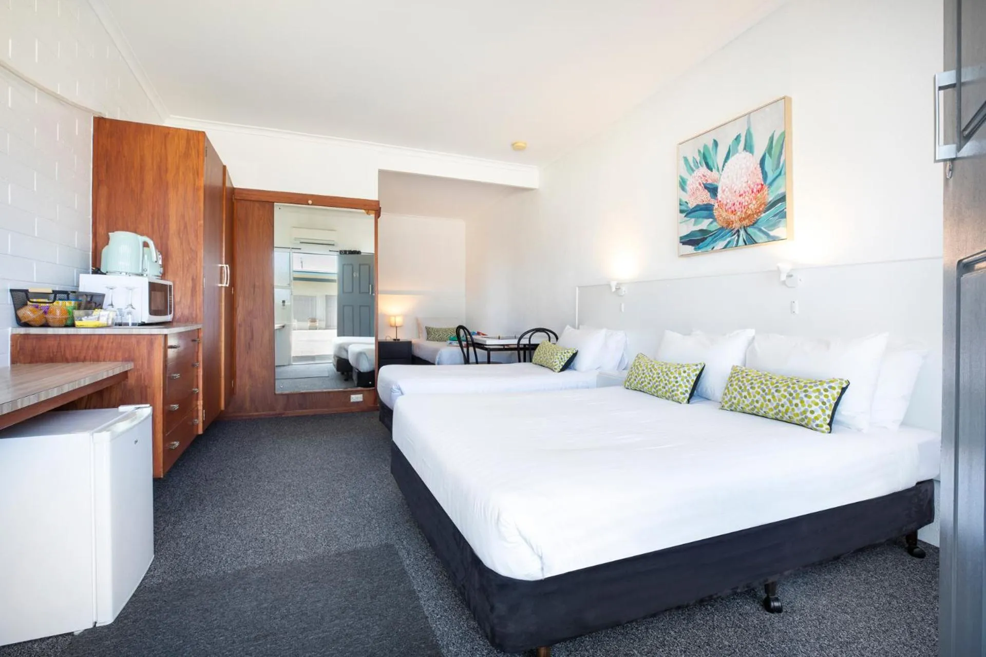 Bed in Ship Inn Motel Yarram