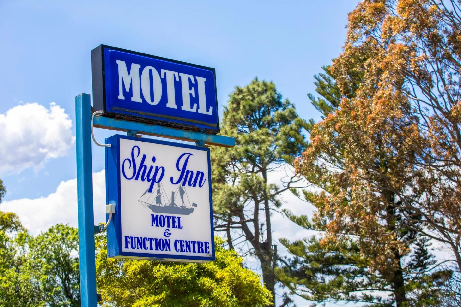 Property logo or sign in Ship Inn Motel Yarram