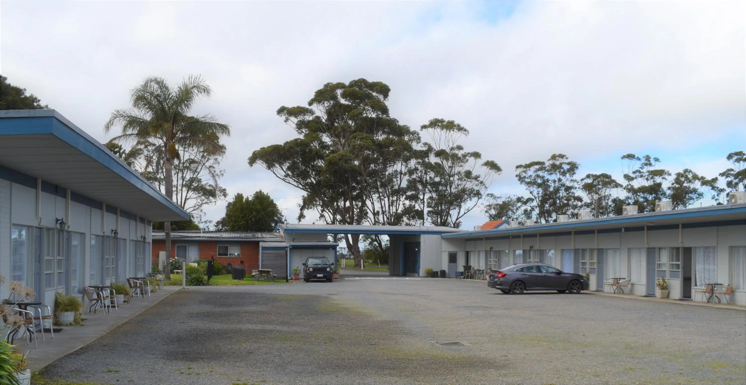 Inner courtyard view in Ship Inn Motel Yarram