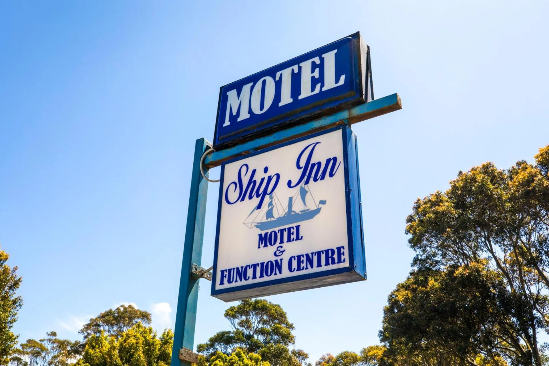 Property logo or sign in Ship Inn Motel Yarram