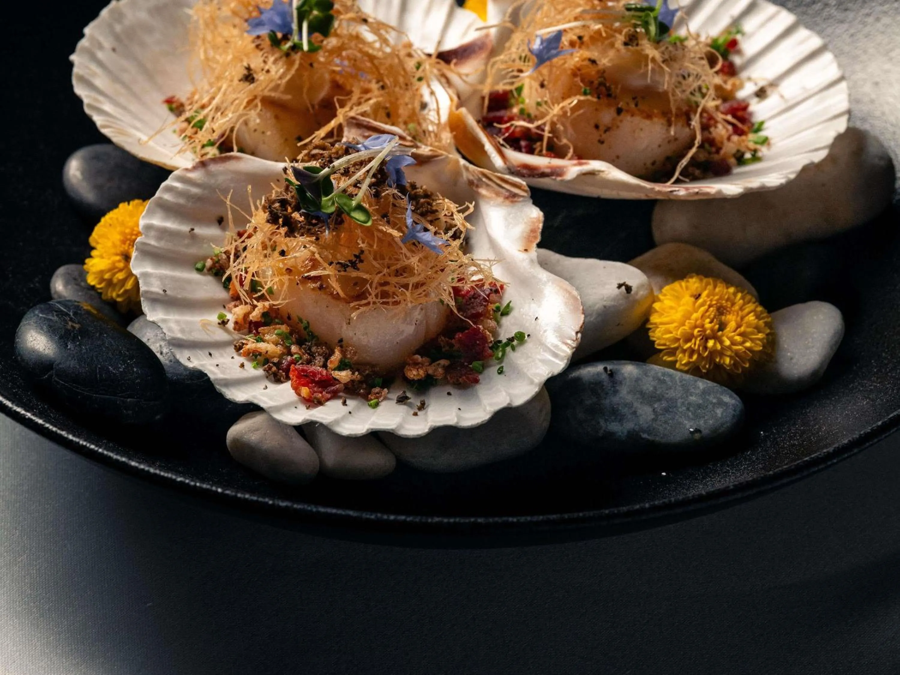 Restaurant/places to eat in Fairmont Bab Al Bahr