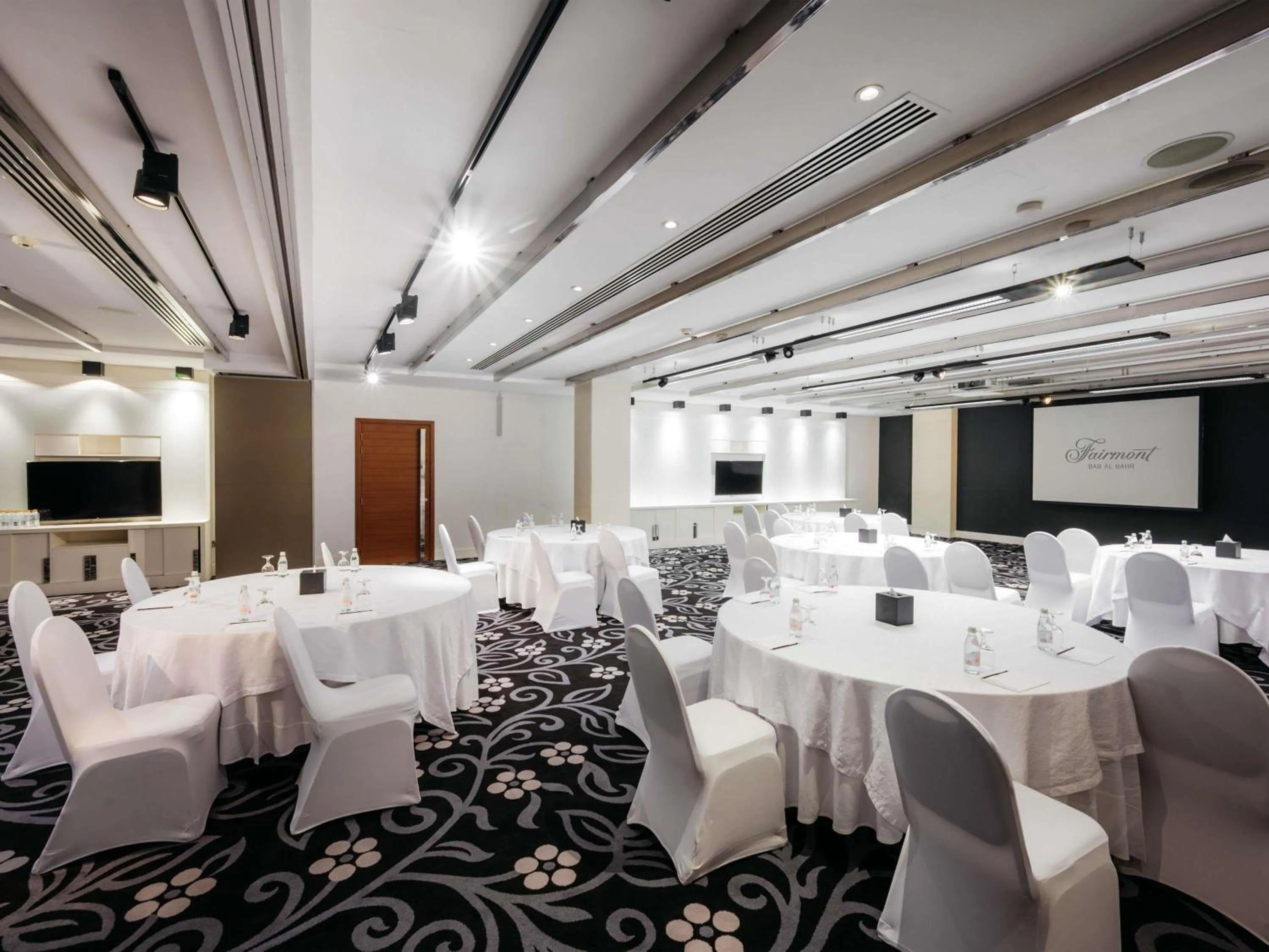 Meeting/conference room in Fairmont Bab Al Bahr