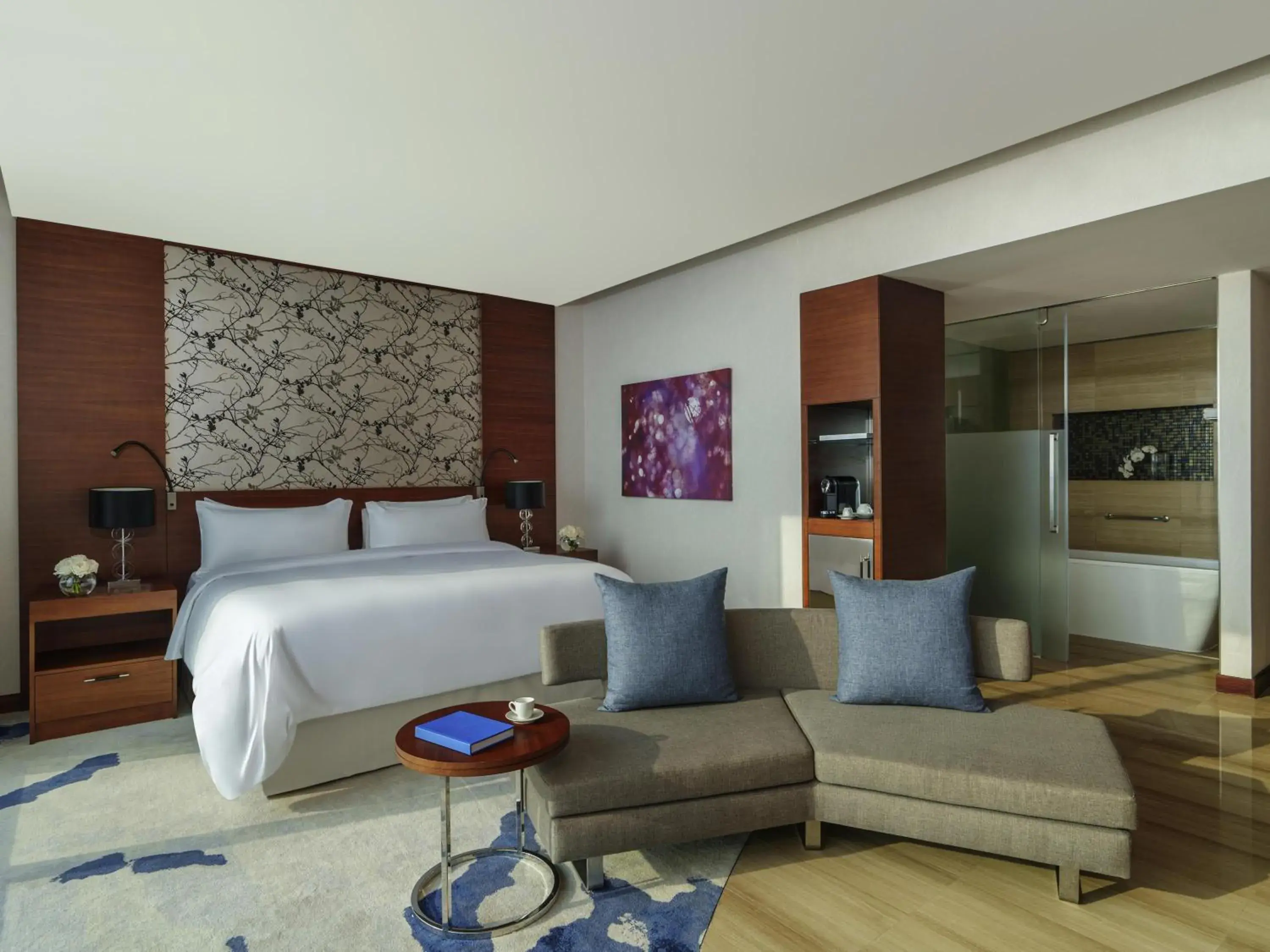 Royal Suite in Fairmont Bab Al Bahr Royal Suite in Fairmont Bab Al Bahr