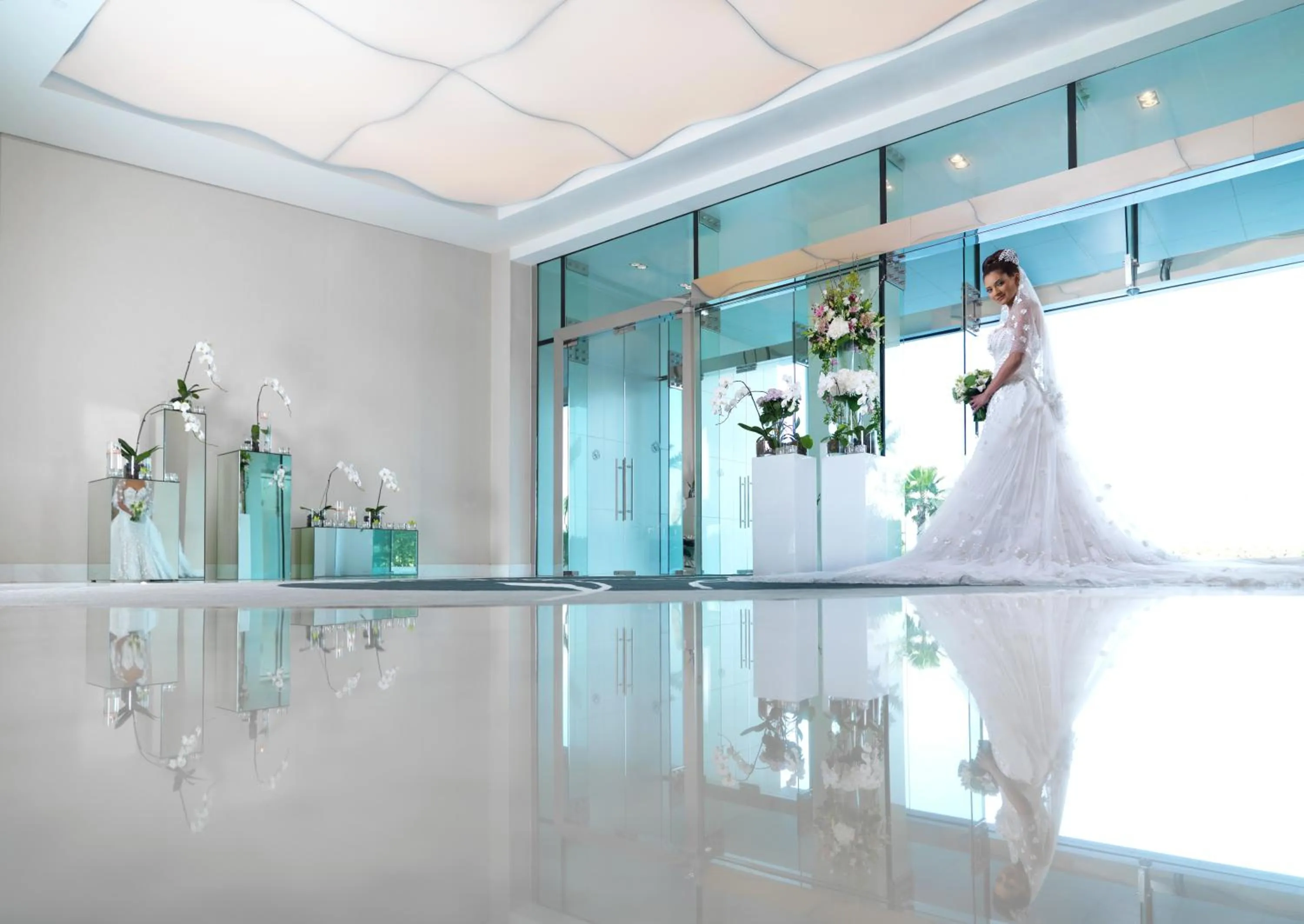 People in Fairmont Bab Al Bahr