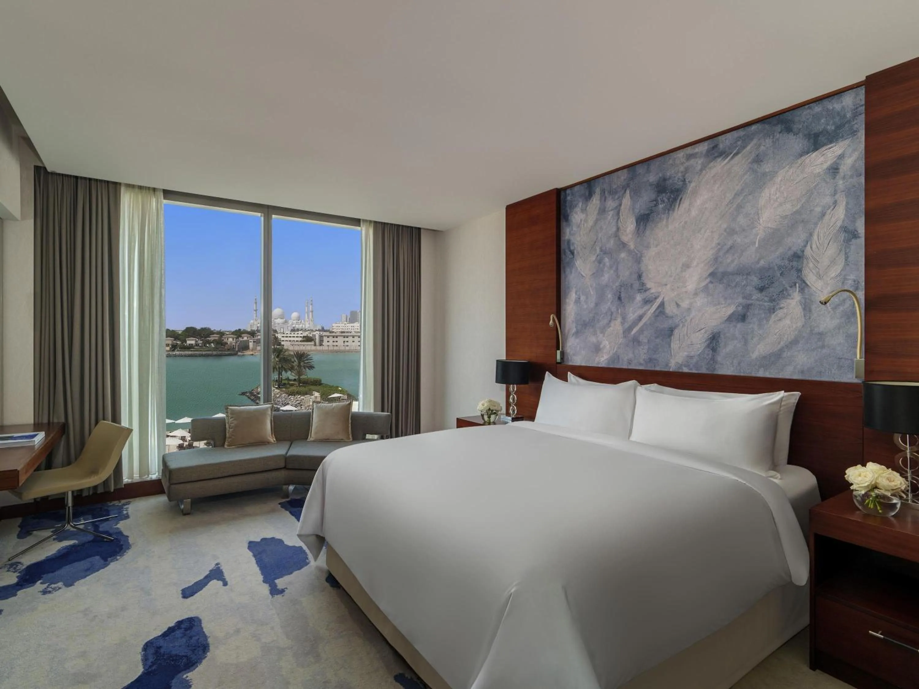 Bedroom, Bed in Fairmont Bab Al Bahr