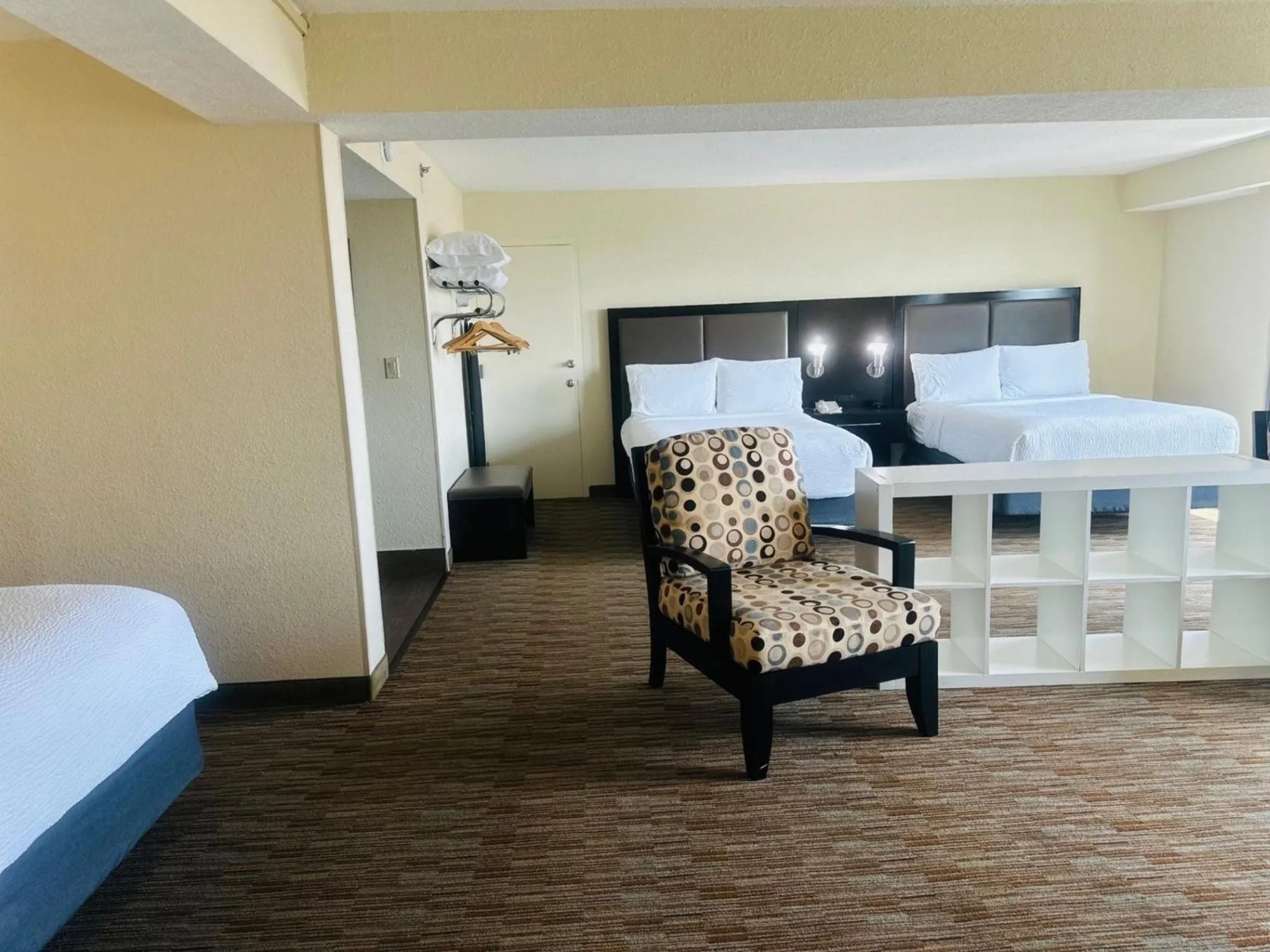 Photo of the whole room, Bed in Holiday Inn Miami International Airport by IHG