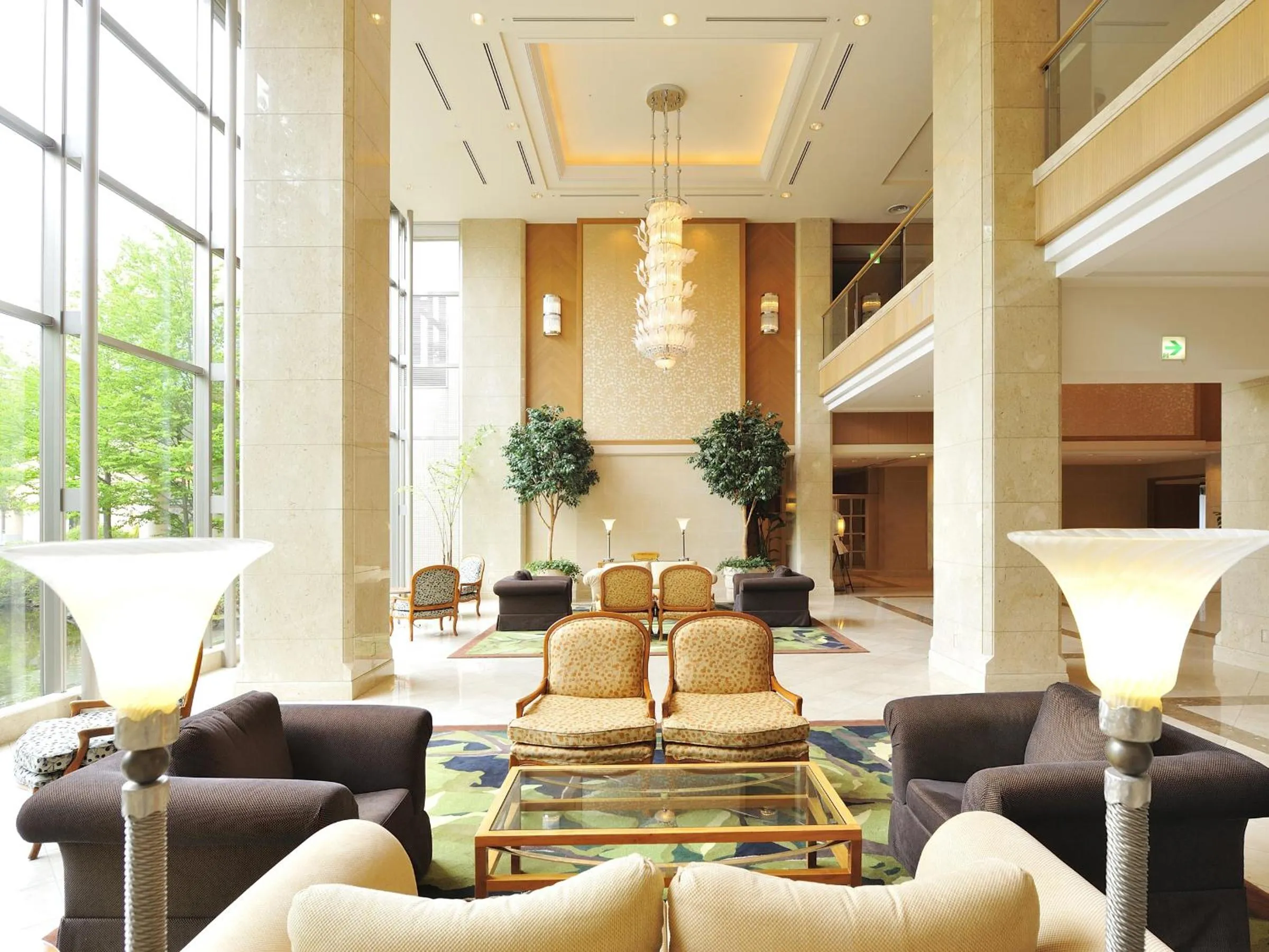 Lobby or reception in Forest Inn Showakan (Okura Hotels & Resorts)