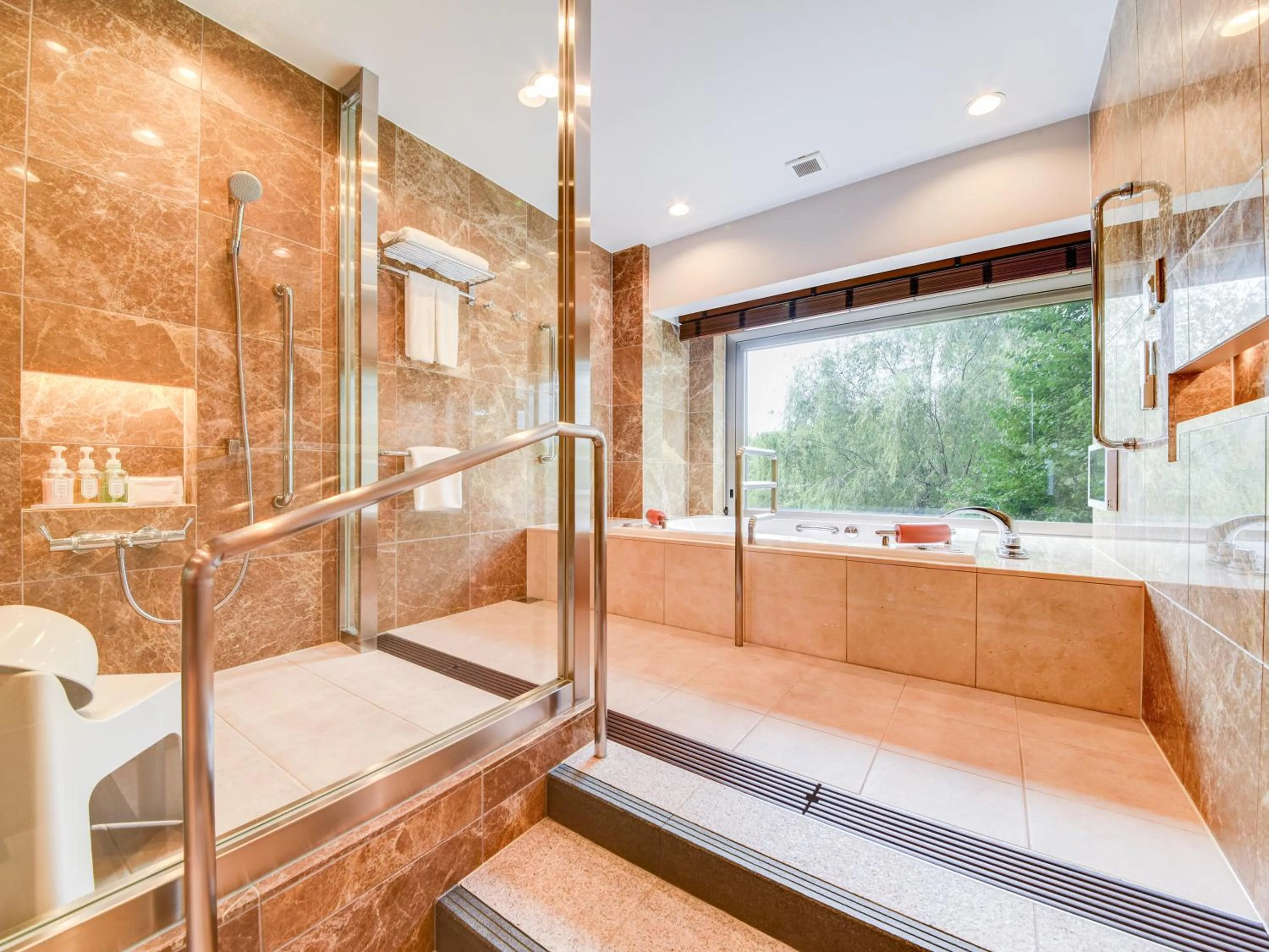 Bathroom in Forest Inn Showakan (Okura Hotels & Resorts)