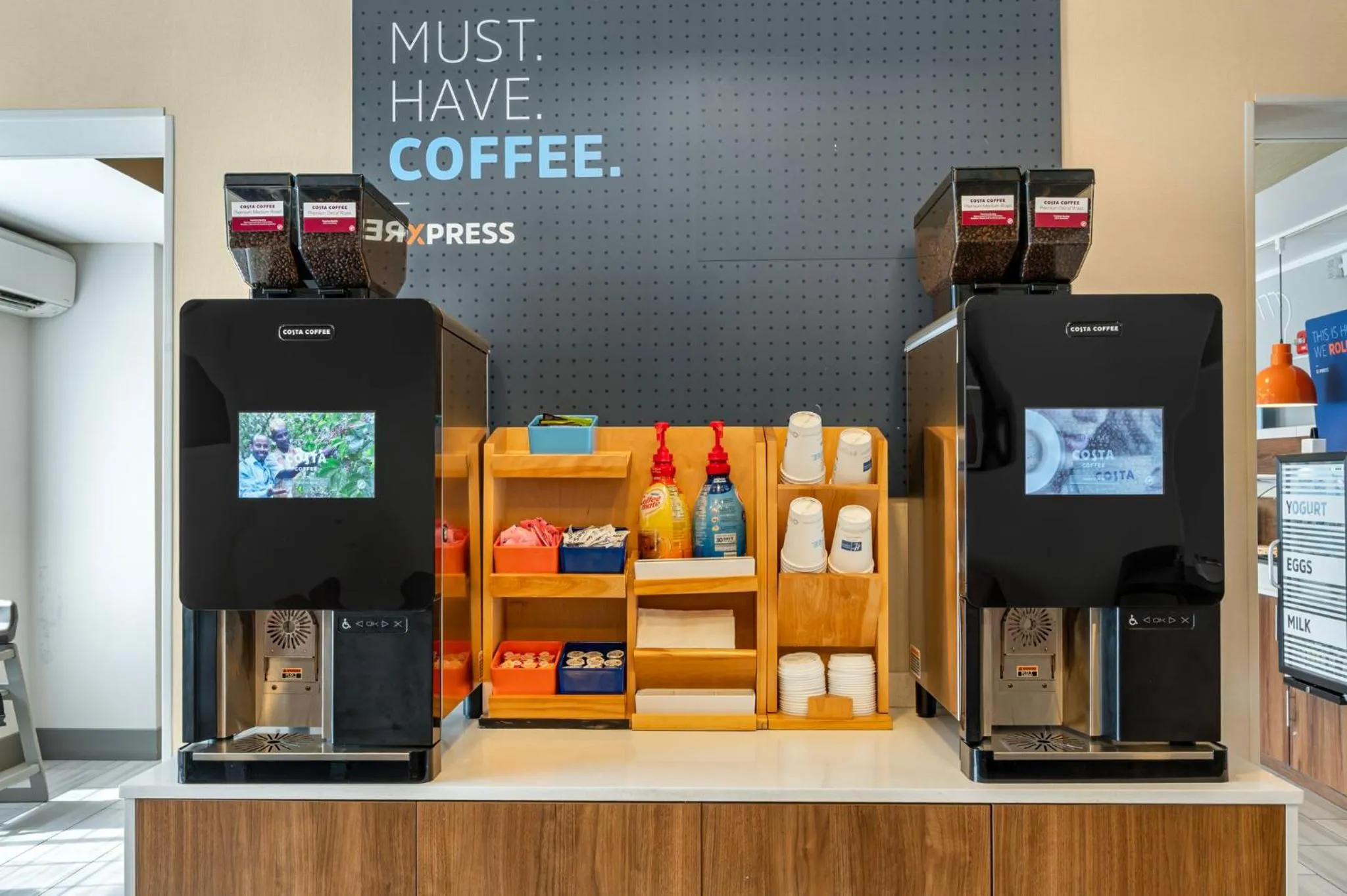 Breakfast in Holiday Inn Express & Suites Indianapolis - East by IHG