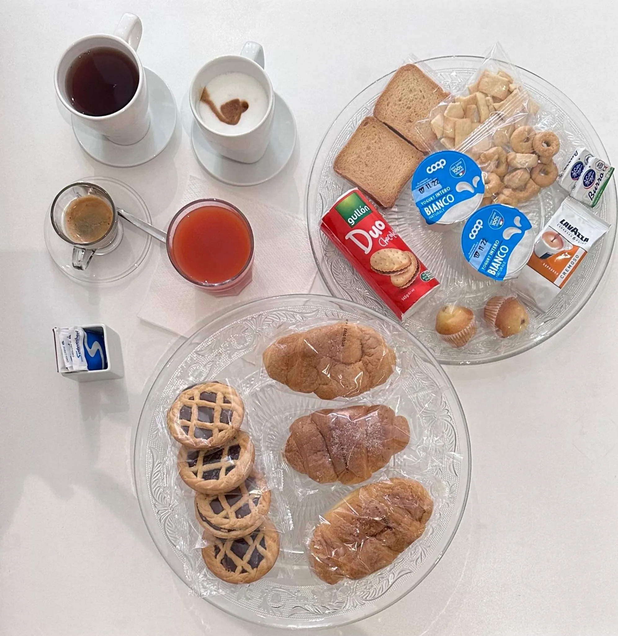 Breakfast in Art Atelier Accomodation Guest House