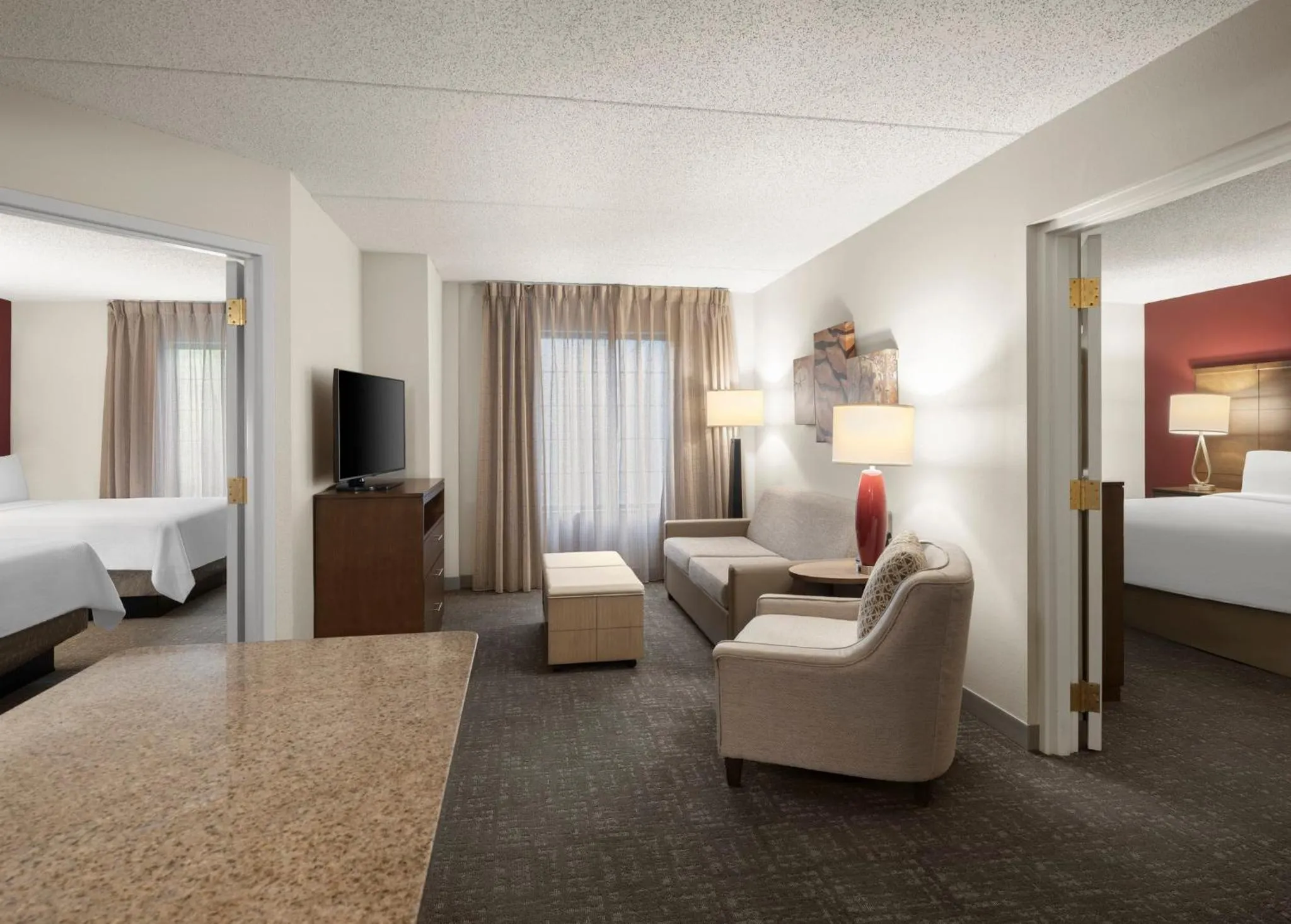 Photo of the whole room, Bed in Staybridge Suites Indianapolis-Airport by IHG
