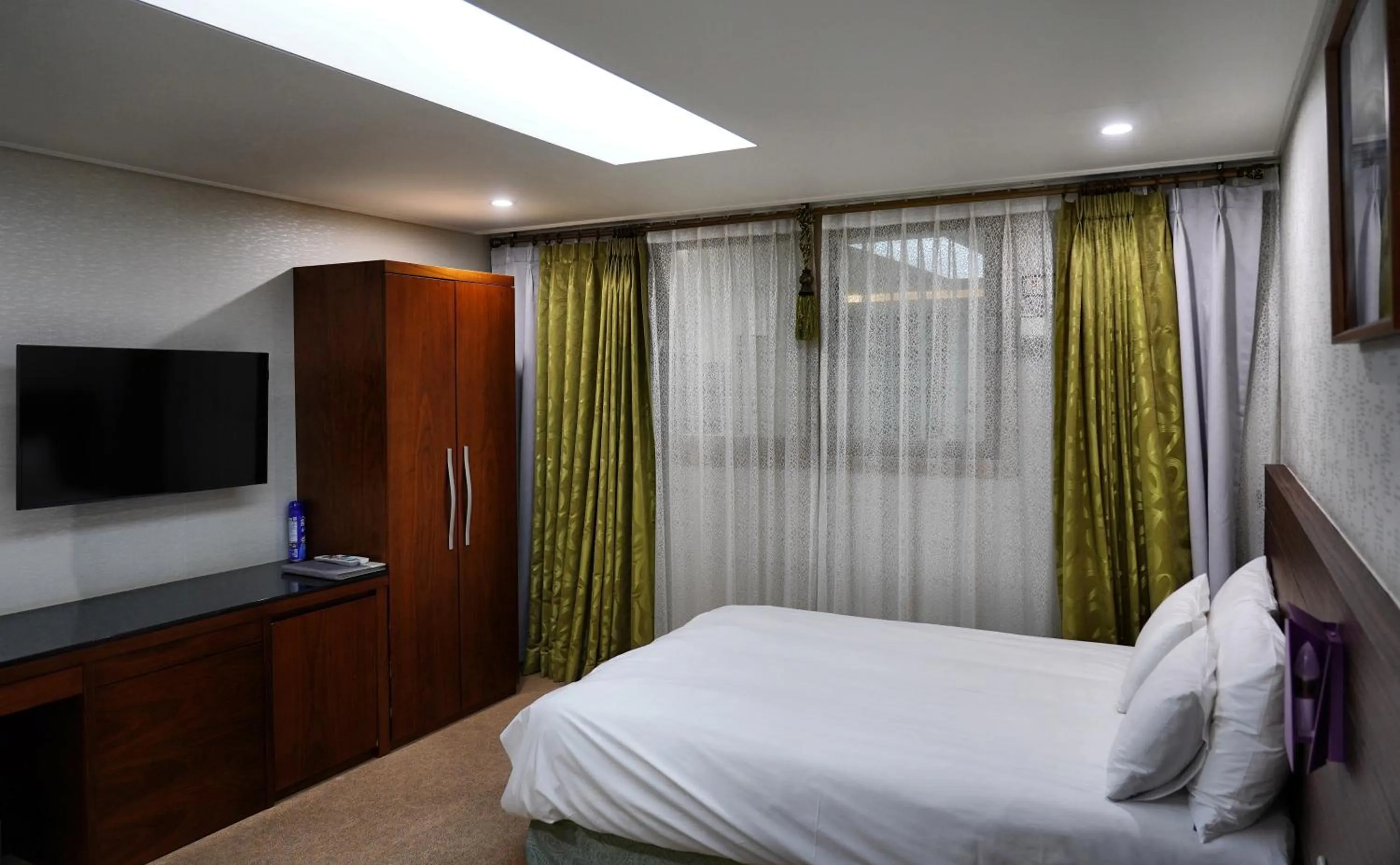 Bed in The Stay Century Hotel