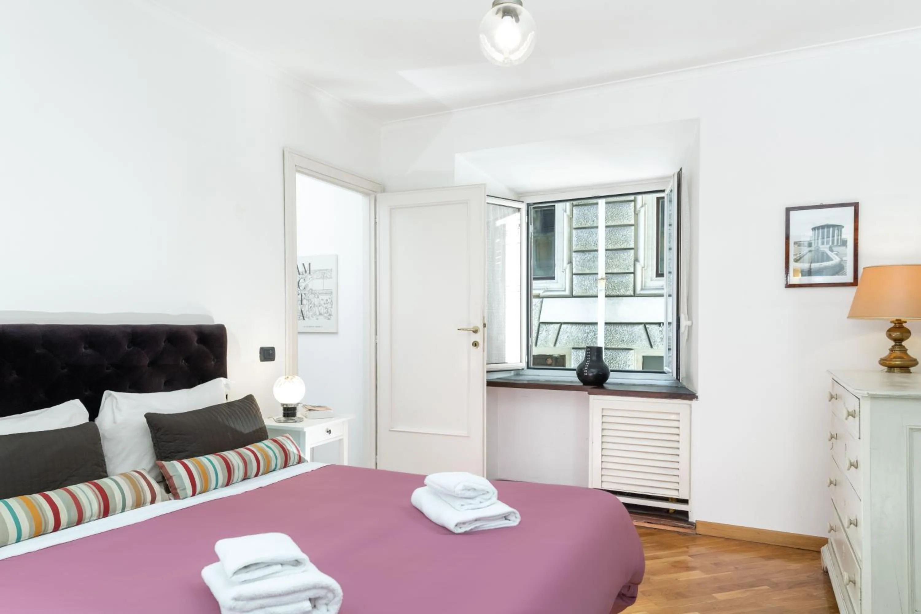 Bedroom, Bed in Corso Vittorio Apartments