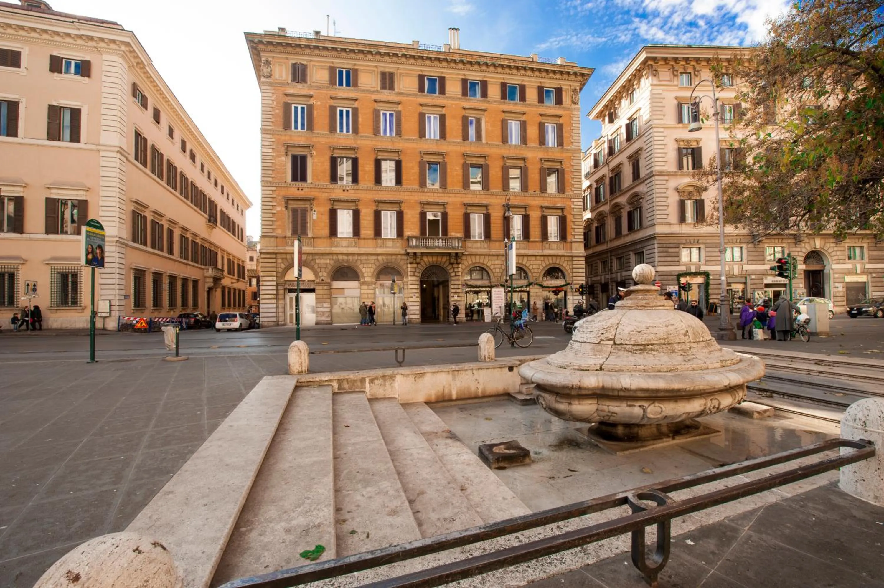 Facade/entrance in Corso Vittorio Apartments