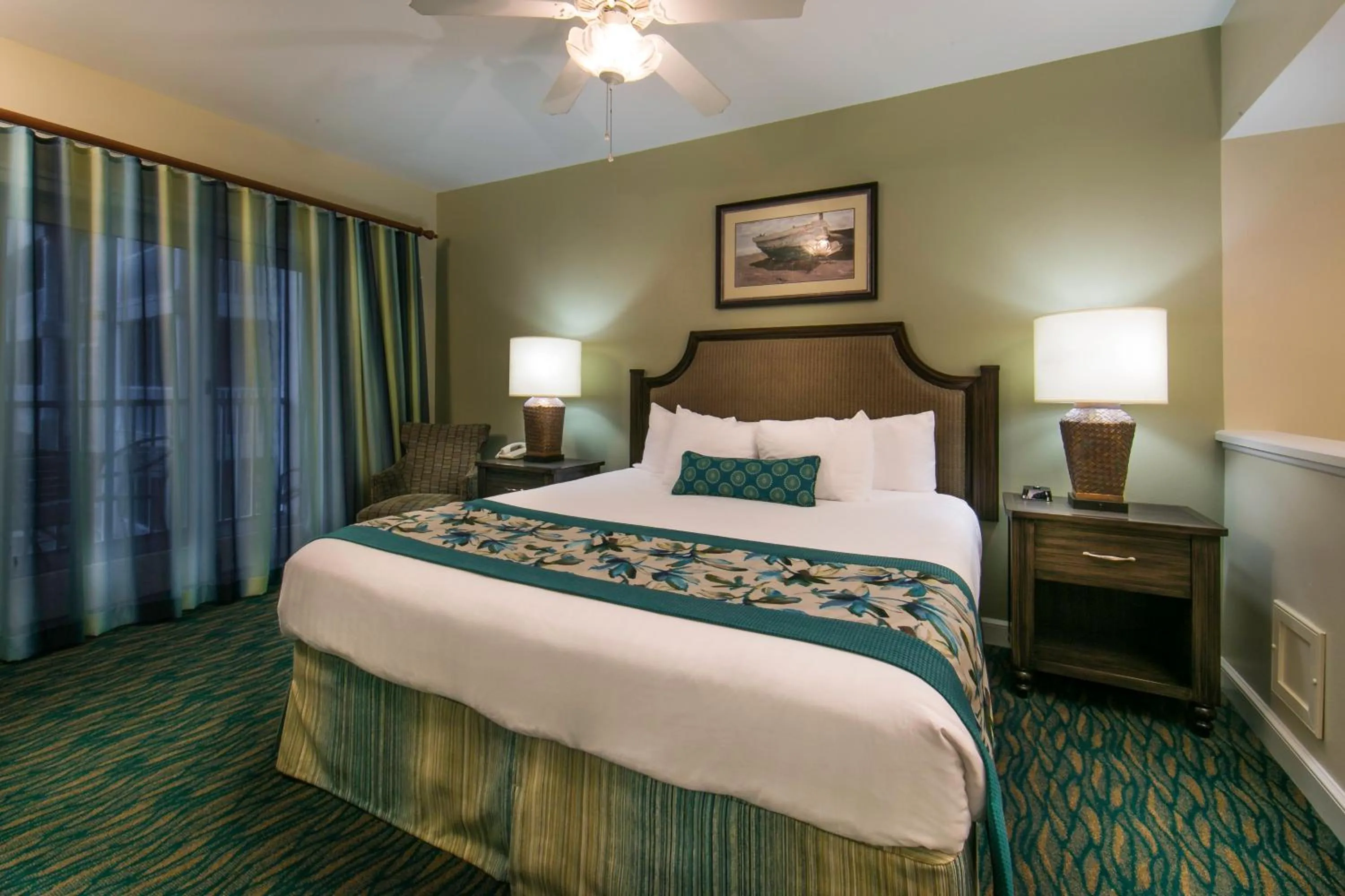 Photo of the whole room, Bed in Holiday Inn Club Vacations South Beach Resort