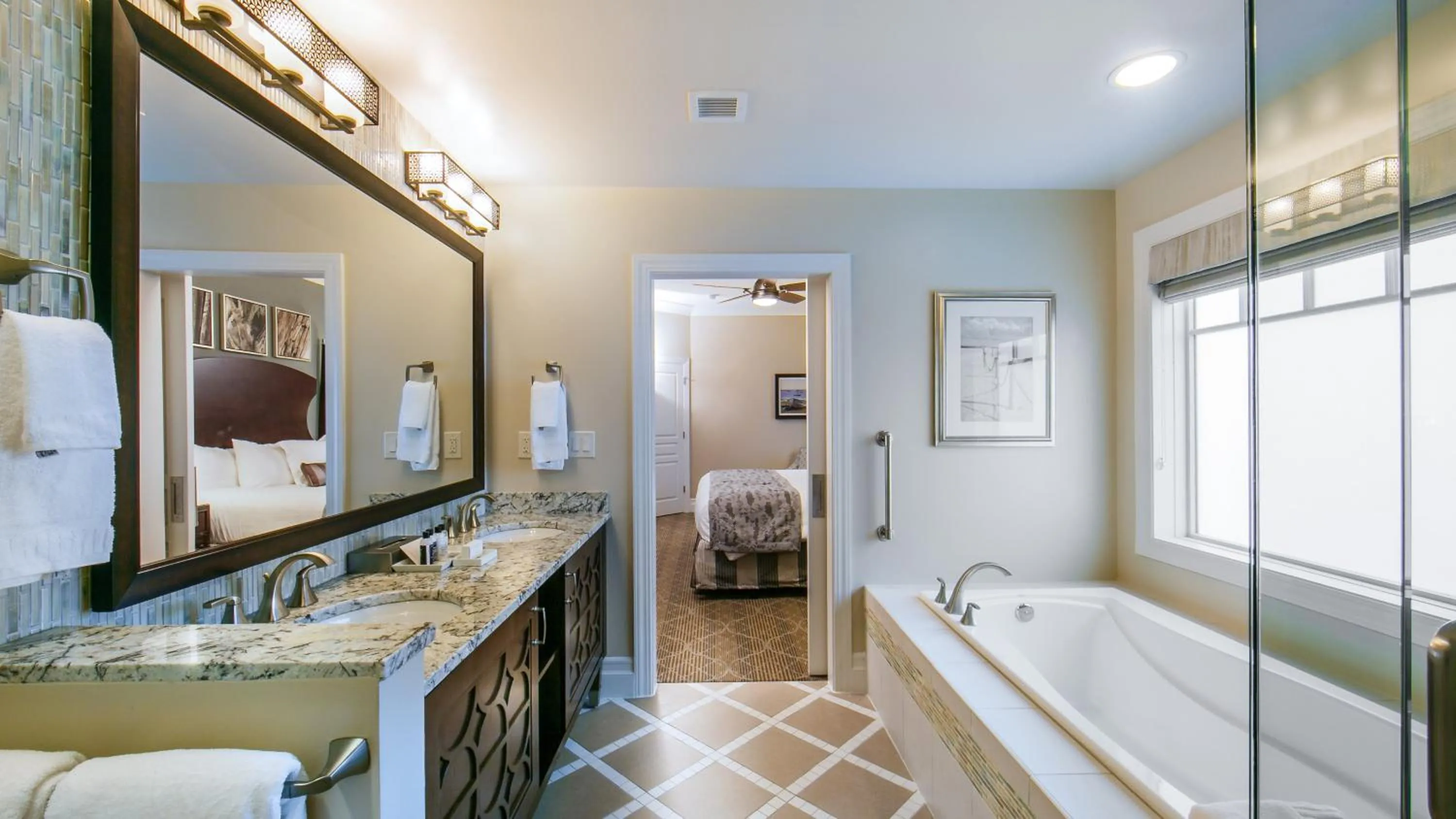 Bathroom in Holiday Inn Club Vacations South Beach Resort