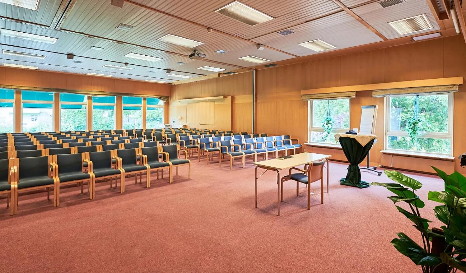 Business facilities in Hotel Fars Hatt