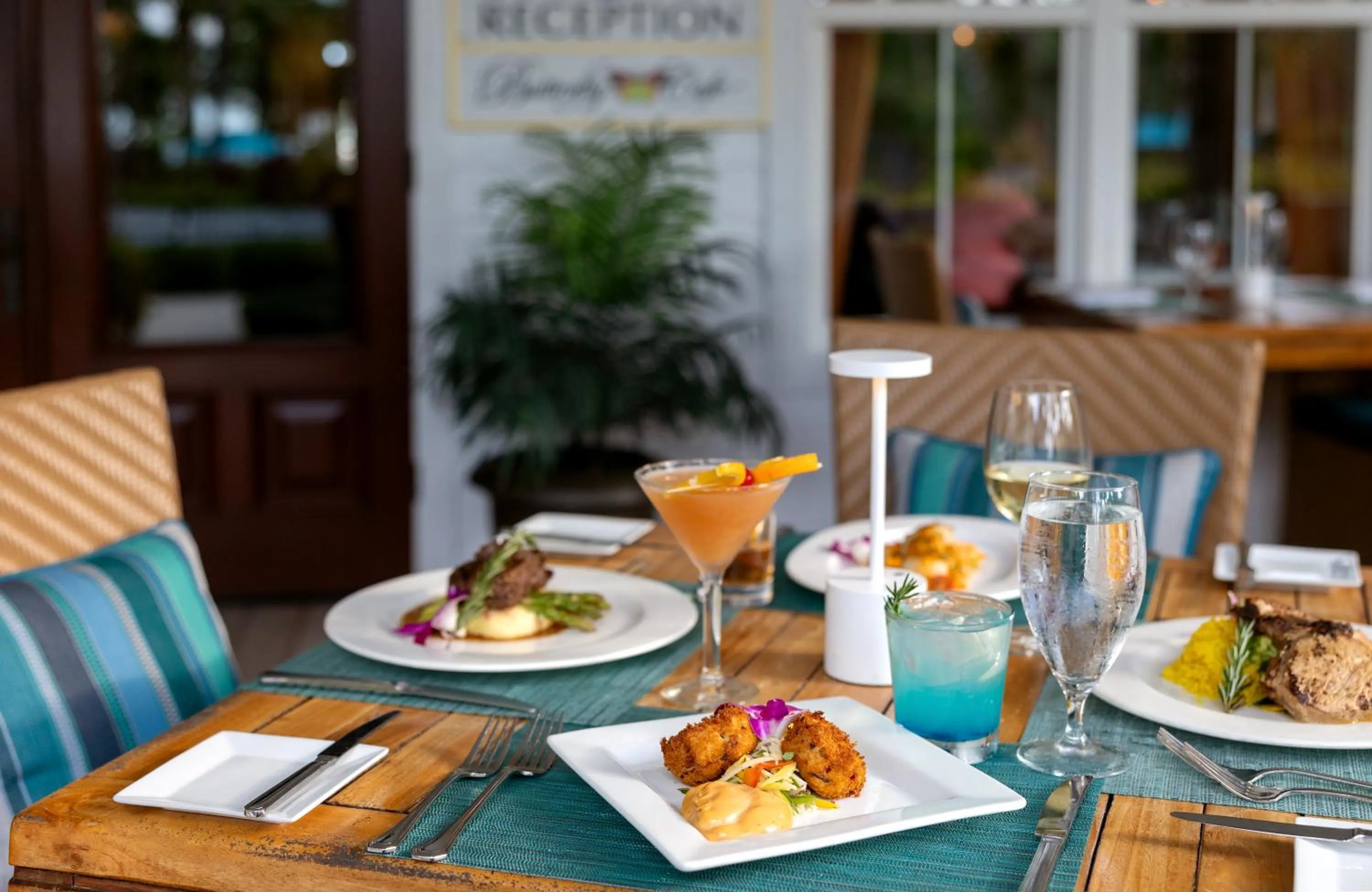 Food and drinks in Tranquility Bay Resort