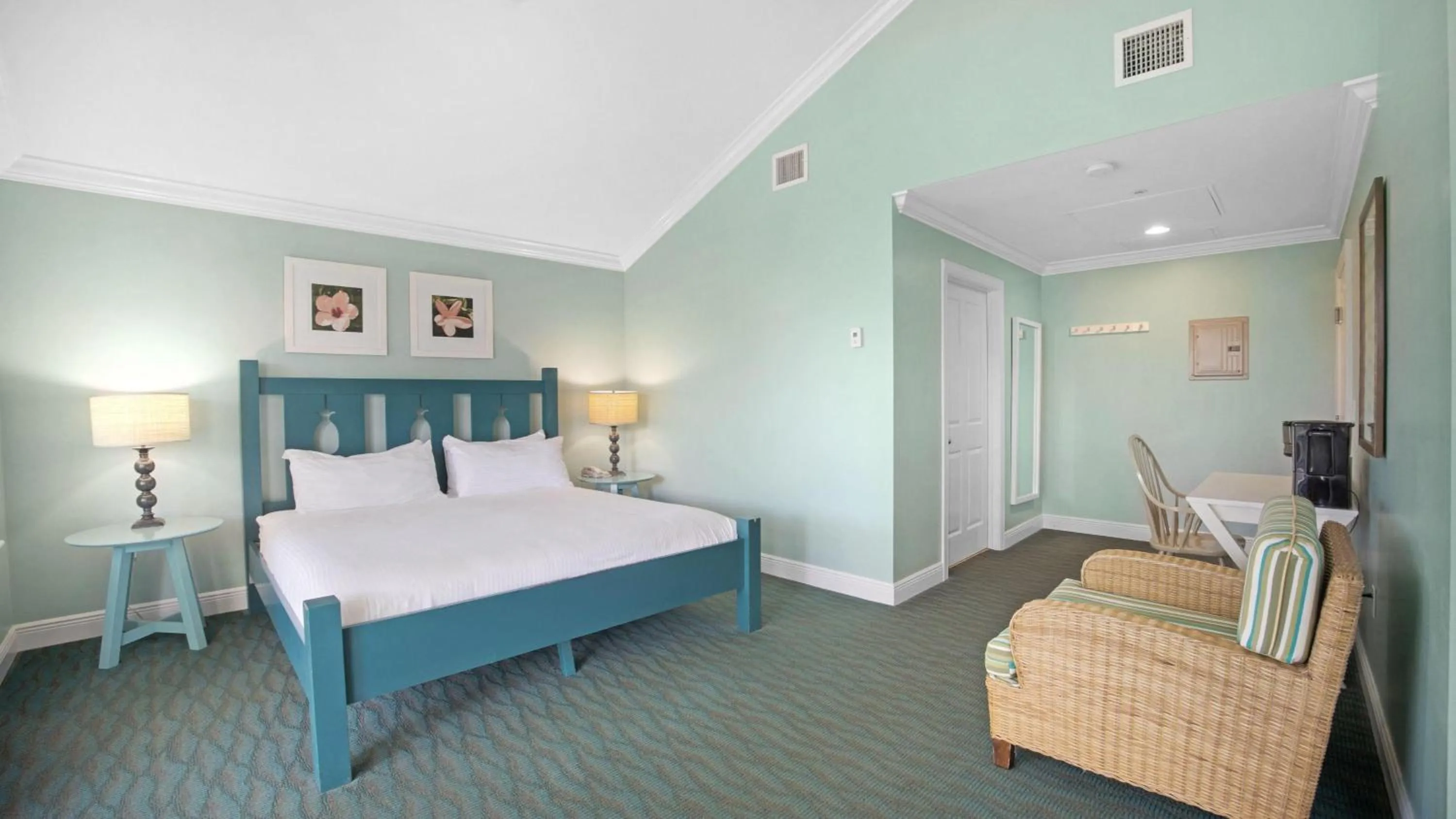 Bedroom, Bed in Tranquility Bay Resort