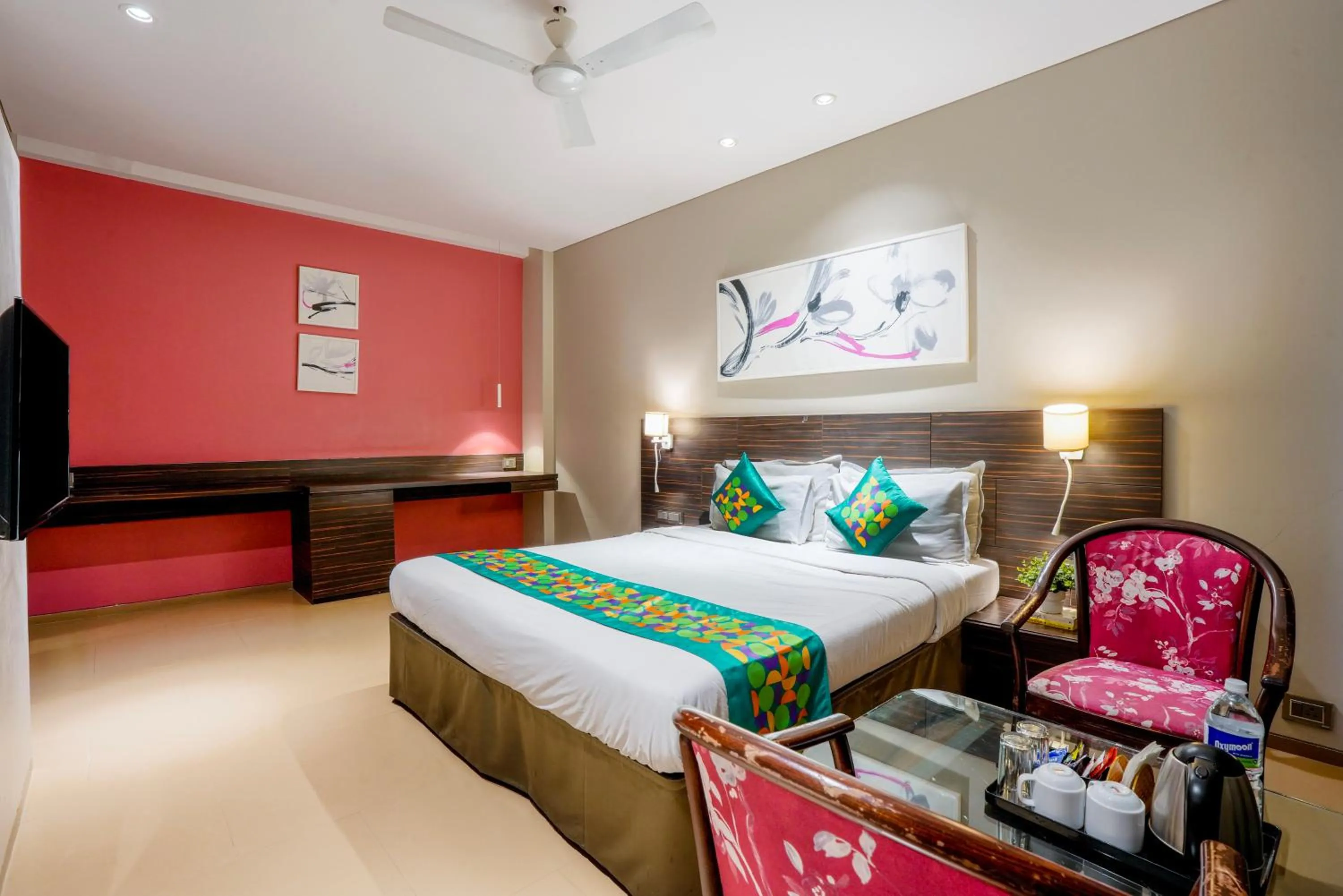 Bedroom, Bed in Treebo Premium Niraali Executive, Hinjewadi