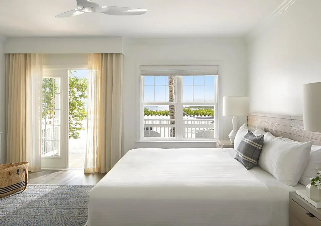 Waterfront King Room in Parrot Key Hotel & Villas Waterfront King Room in Parrot Key Hotel & Villas