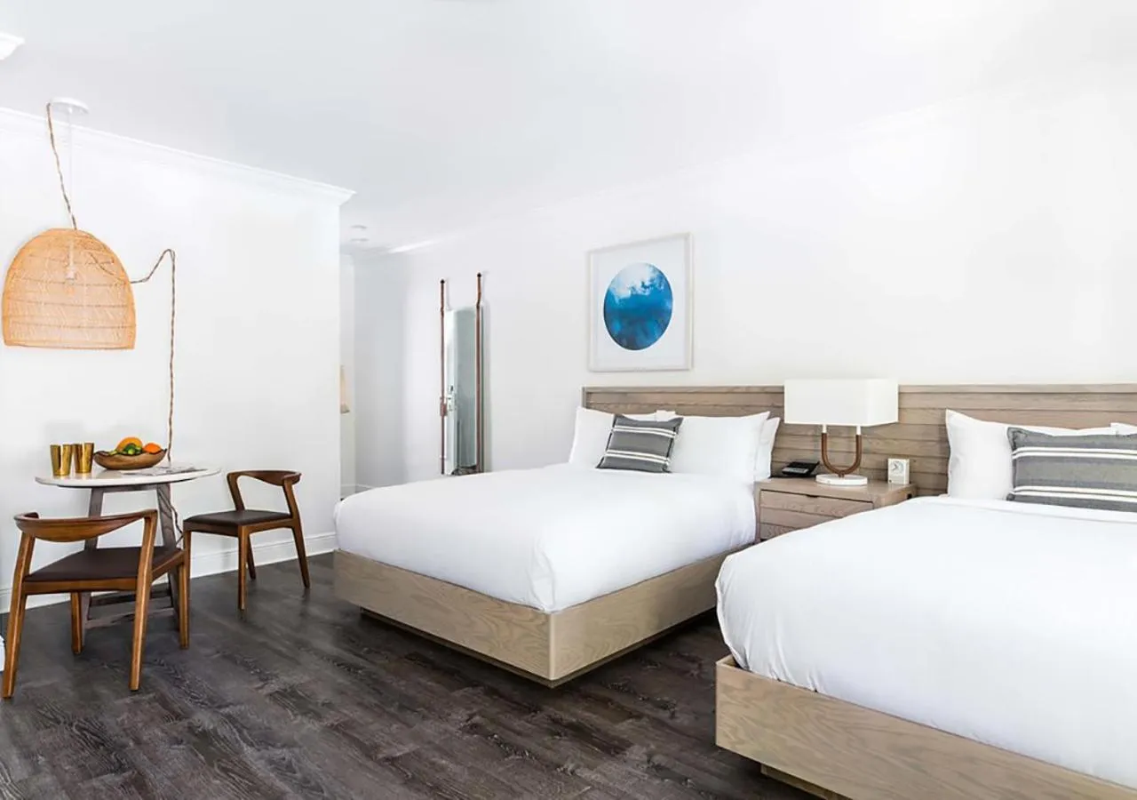 Bed in Parrot Key Hotel & Villas