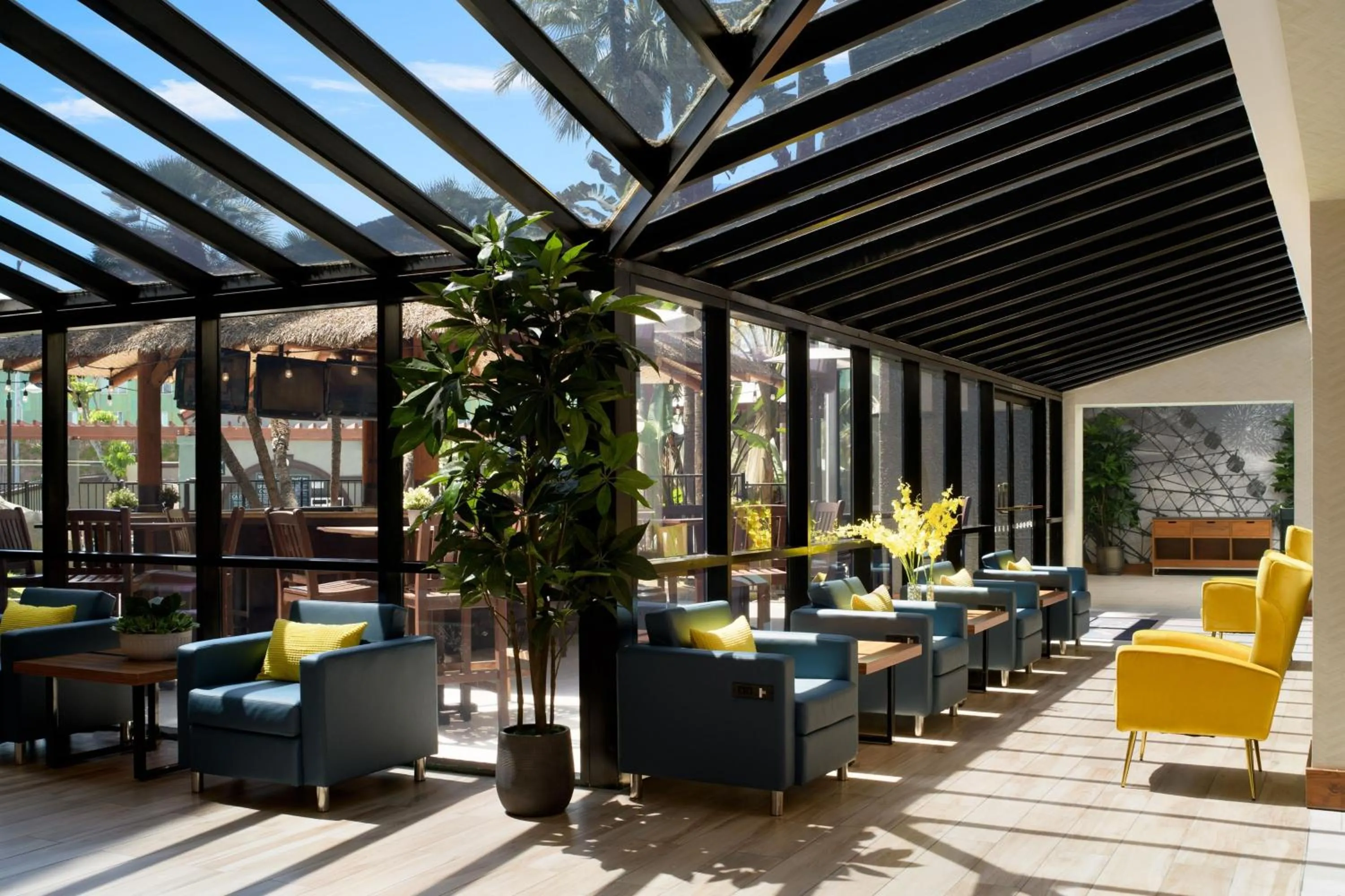 Lobby or reception in Four Points by Sheraton Anaheim