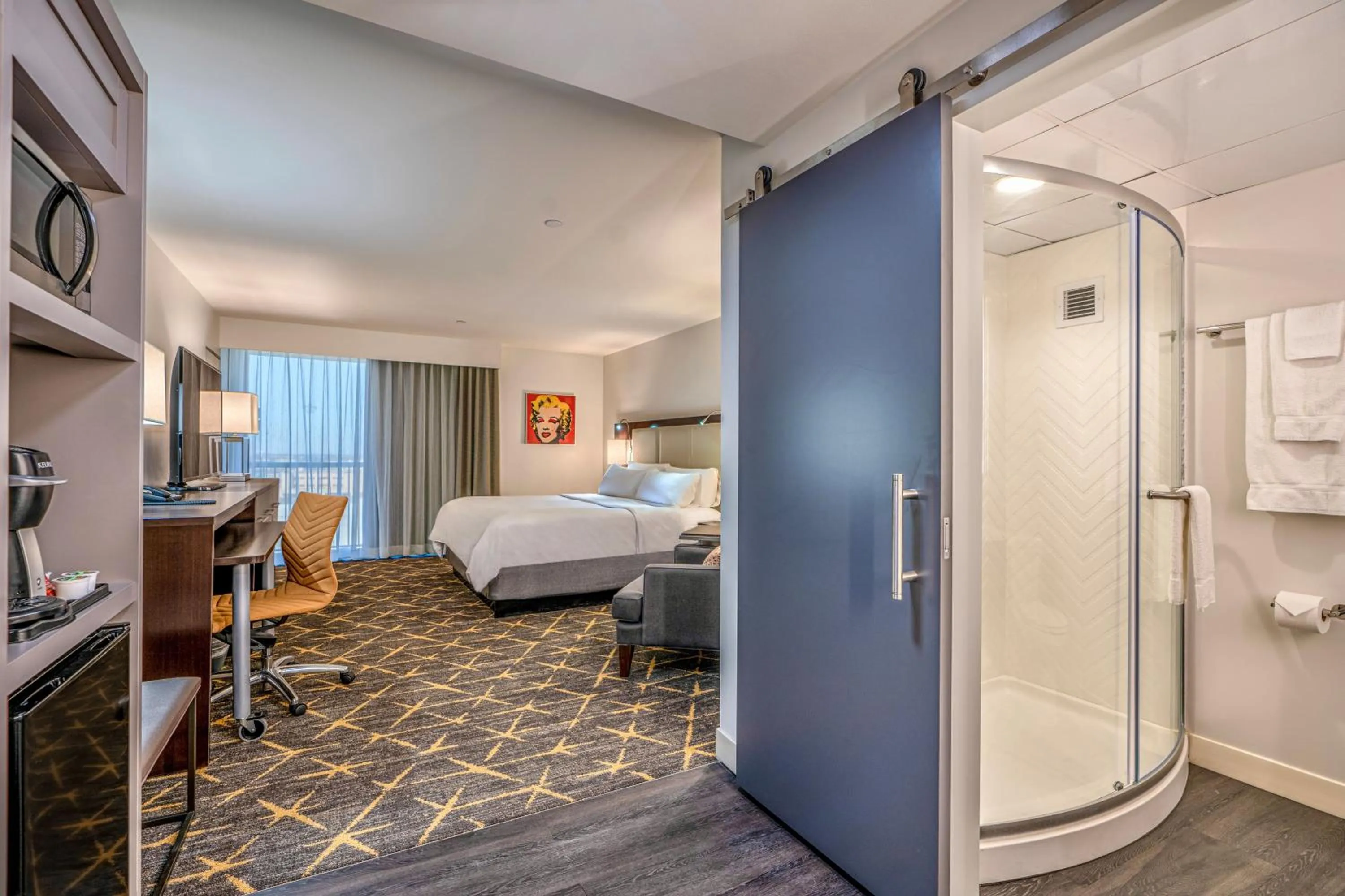 Bedroom, Bed in Holiday Inn New Orleans-Downtown Superdome by IHG