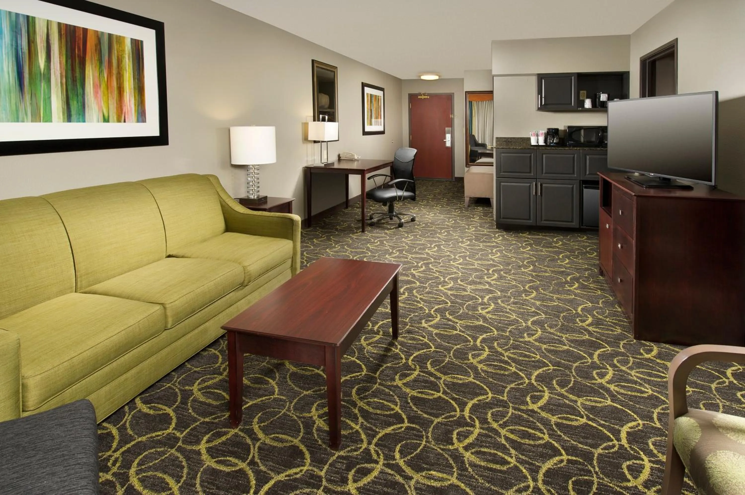 Bedroom in Holiday Inn Express Hotel and Suites DFW-Grapevine by IHG